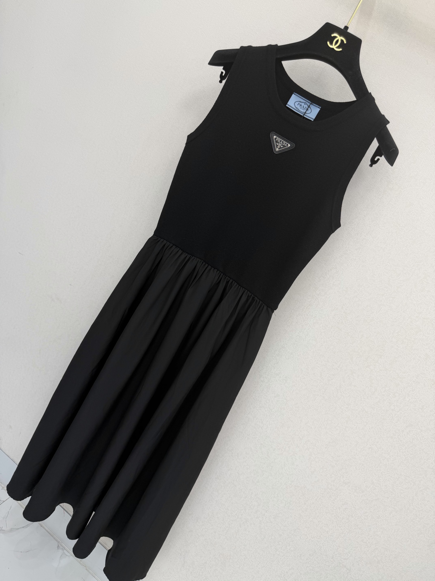 普拉达新品🆕🆕背心裙💗💗实拍图🆕🆕