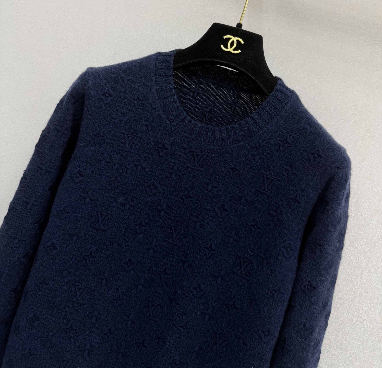 LV高版本新品🆕🆕宝蓝色圆领长袖💗💗实拍图🆕🆕