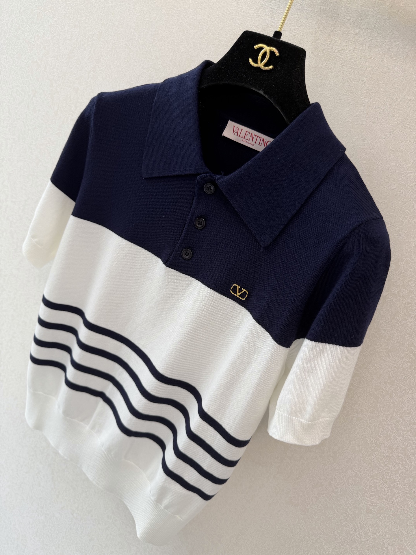 华伦天奴新品🆕🆕Polo领短袖💗💗实拍图🆕🆕两色3码