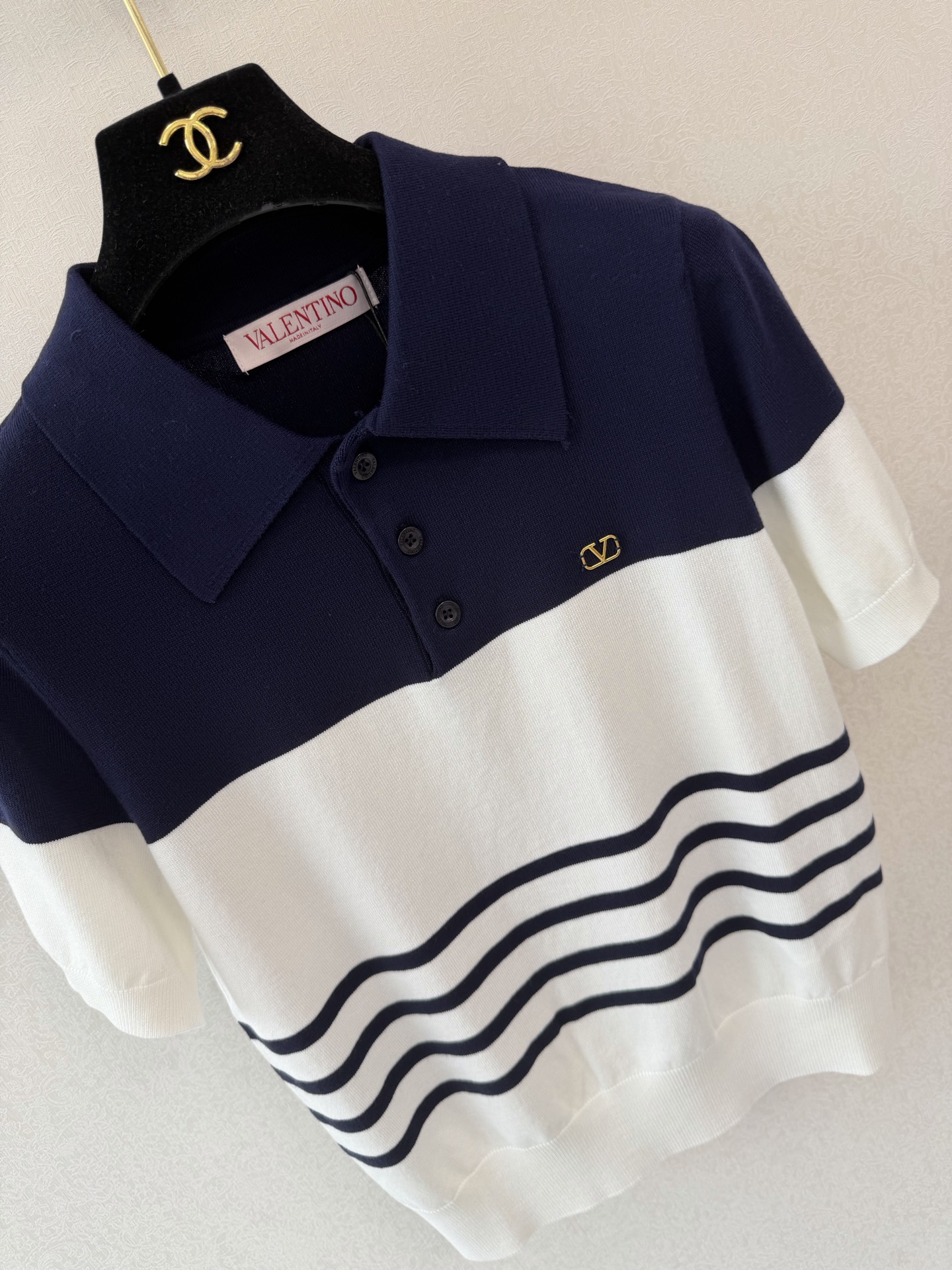 华伦天奴新品🆕🆕Polo领短袖💗💗实拍图🆕🆕两色3码