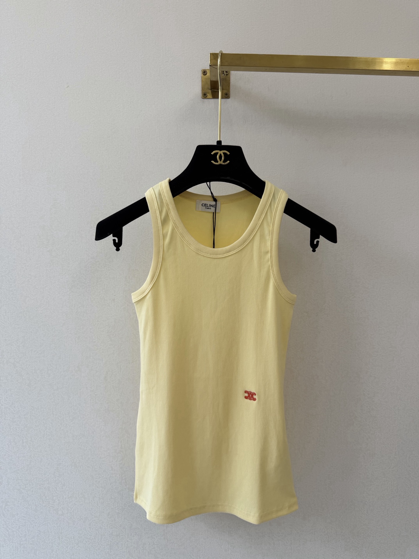 赛琳新品🆕🆕背心💗💗实拍图🆕🆕三色3码