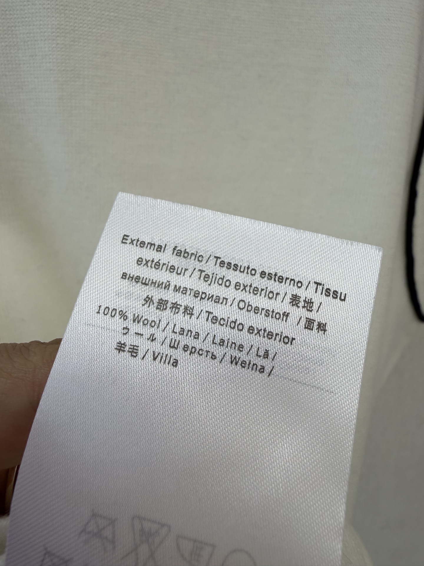 华伦天奴新品🆕🆕背心💗💗实拍图🆕🆕两色3码