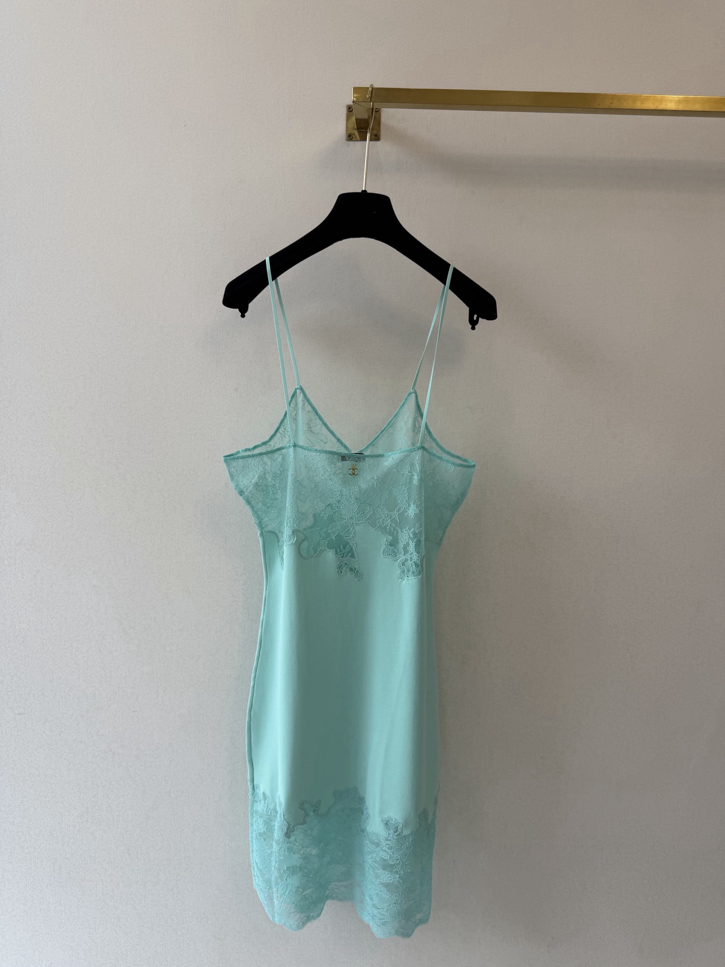 小香新品🆕🆕吊带裙💗💗实拍图🆕🆕三色3码