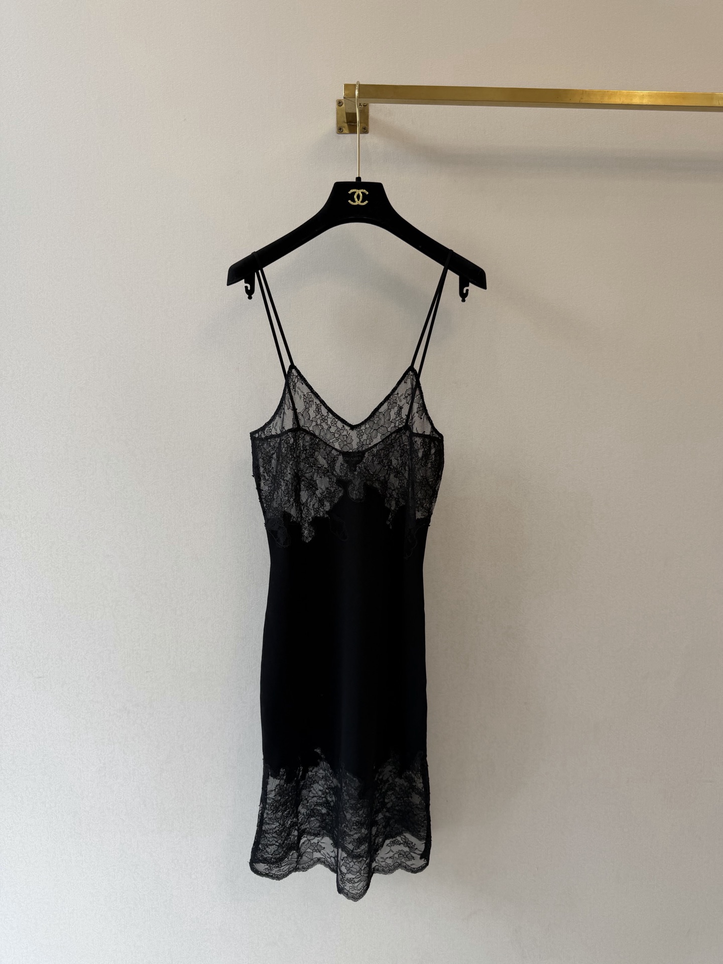 小香新品🆕🆕吊带裙💗💗实拍图🆕🆕三色3码