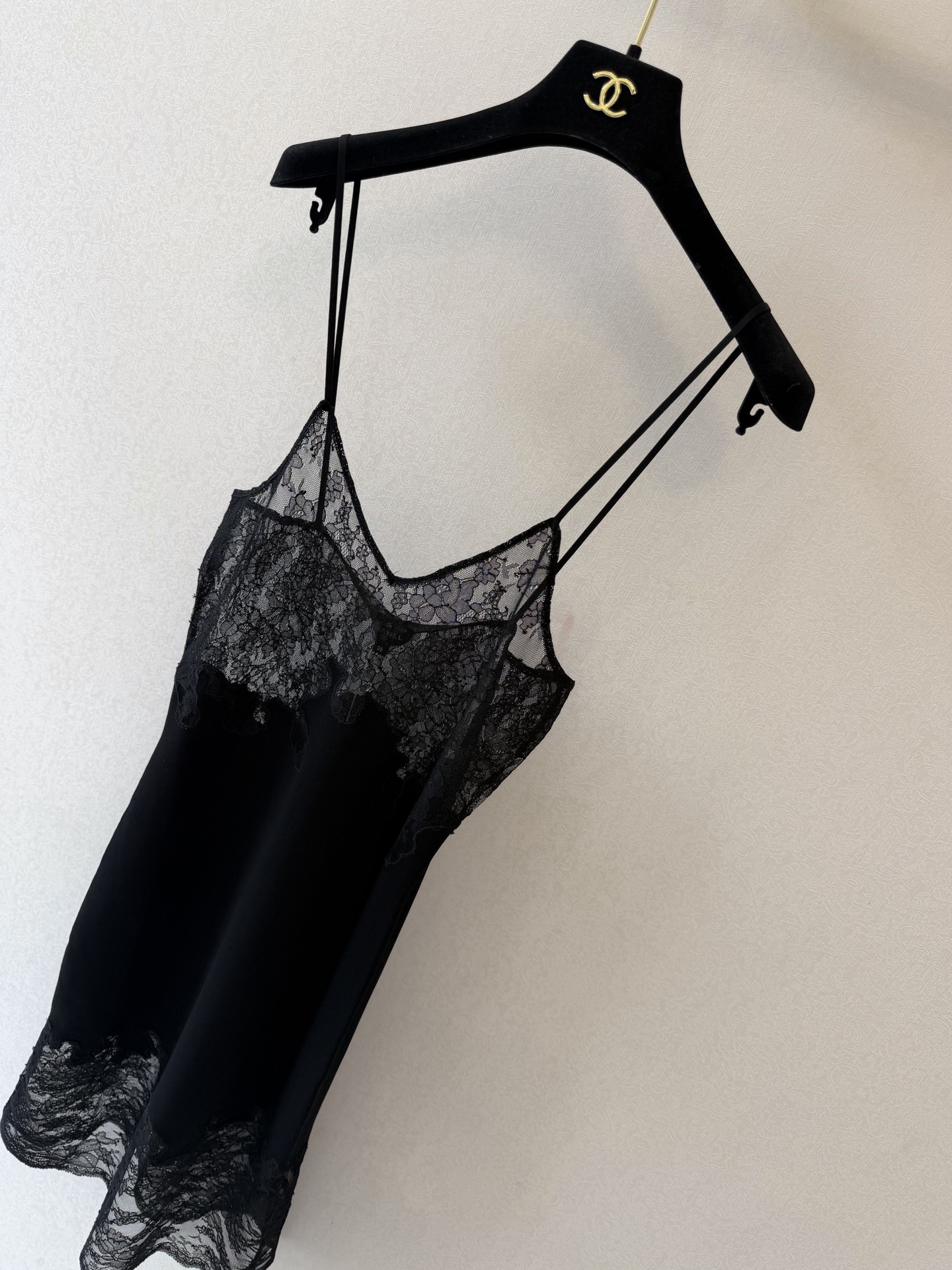 小香新品🆕🆕吊带裙💗💗实拍图🆕🆕三色3码