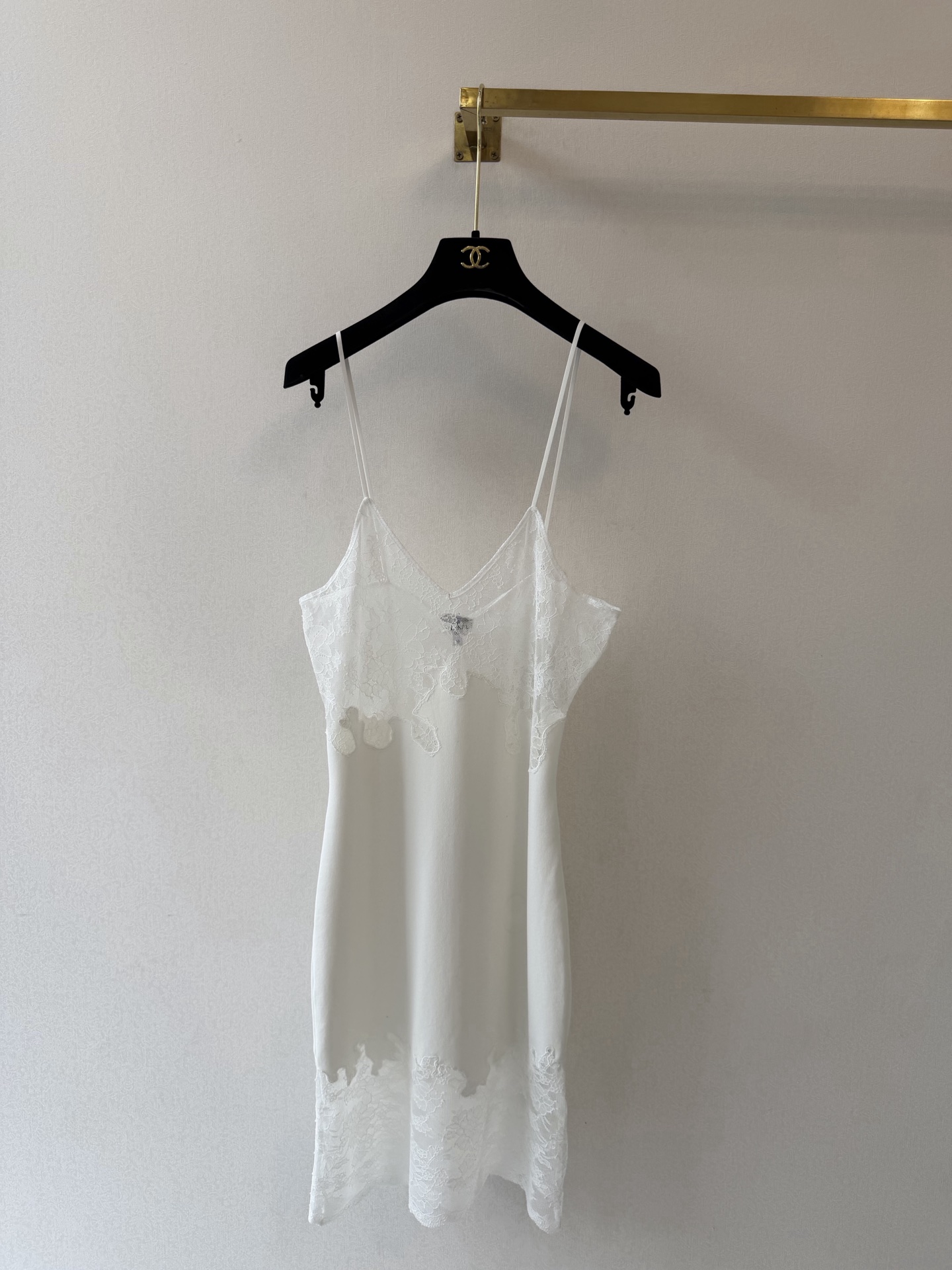小香新品🆕🆕吊带裙💗💗实拍图🆕🆕三色3码