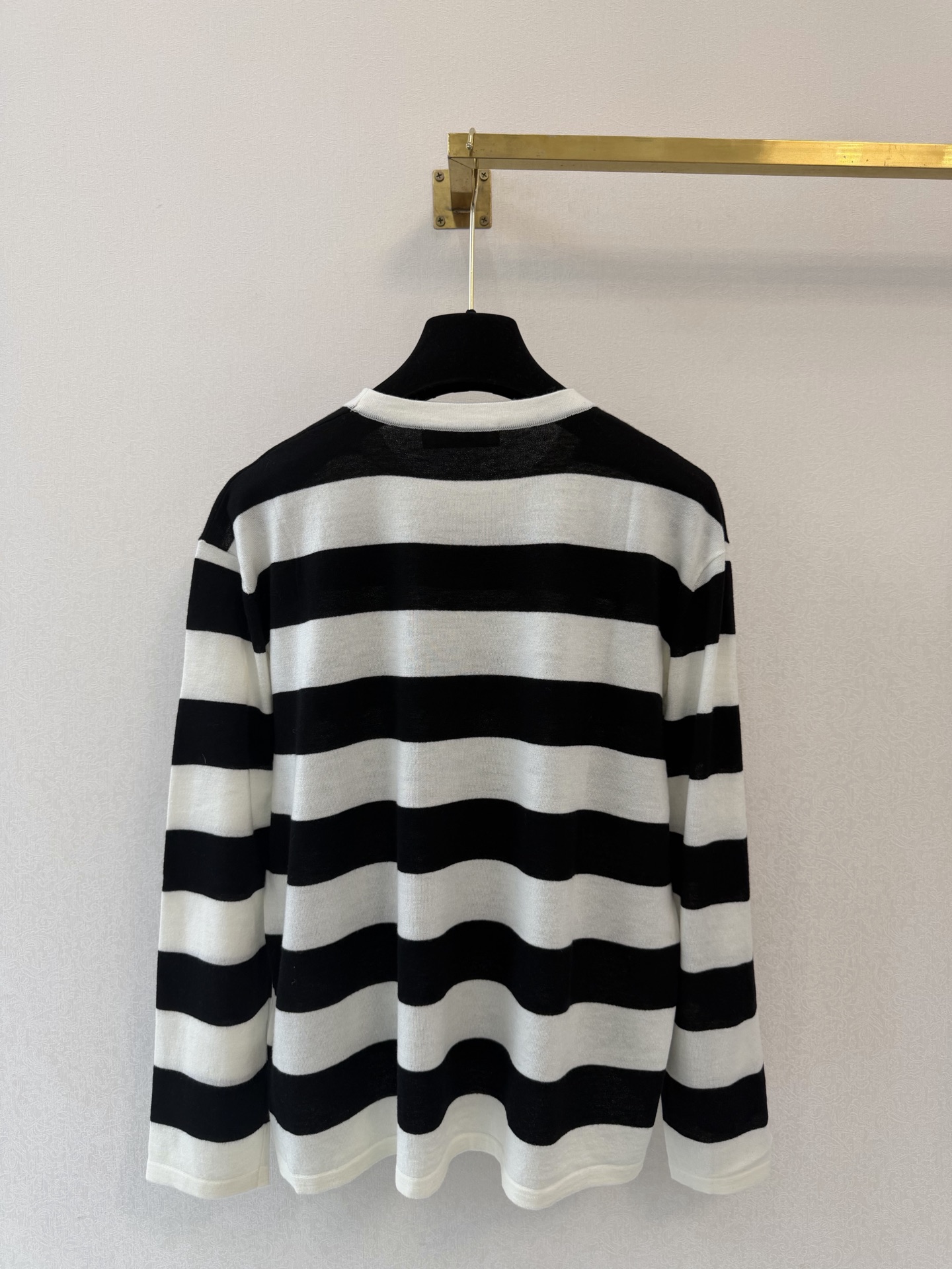 缪缪新品🆕🆕圆领长袖💗💗实拍图🆕🆕