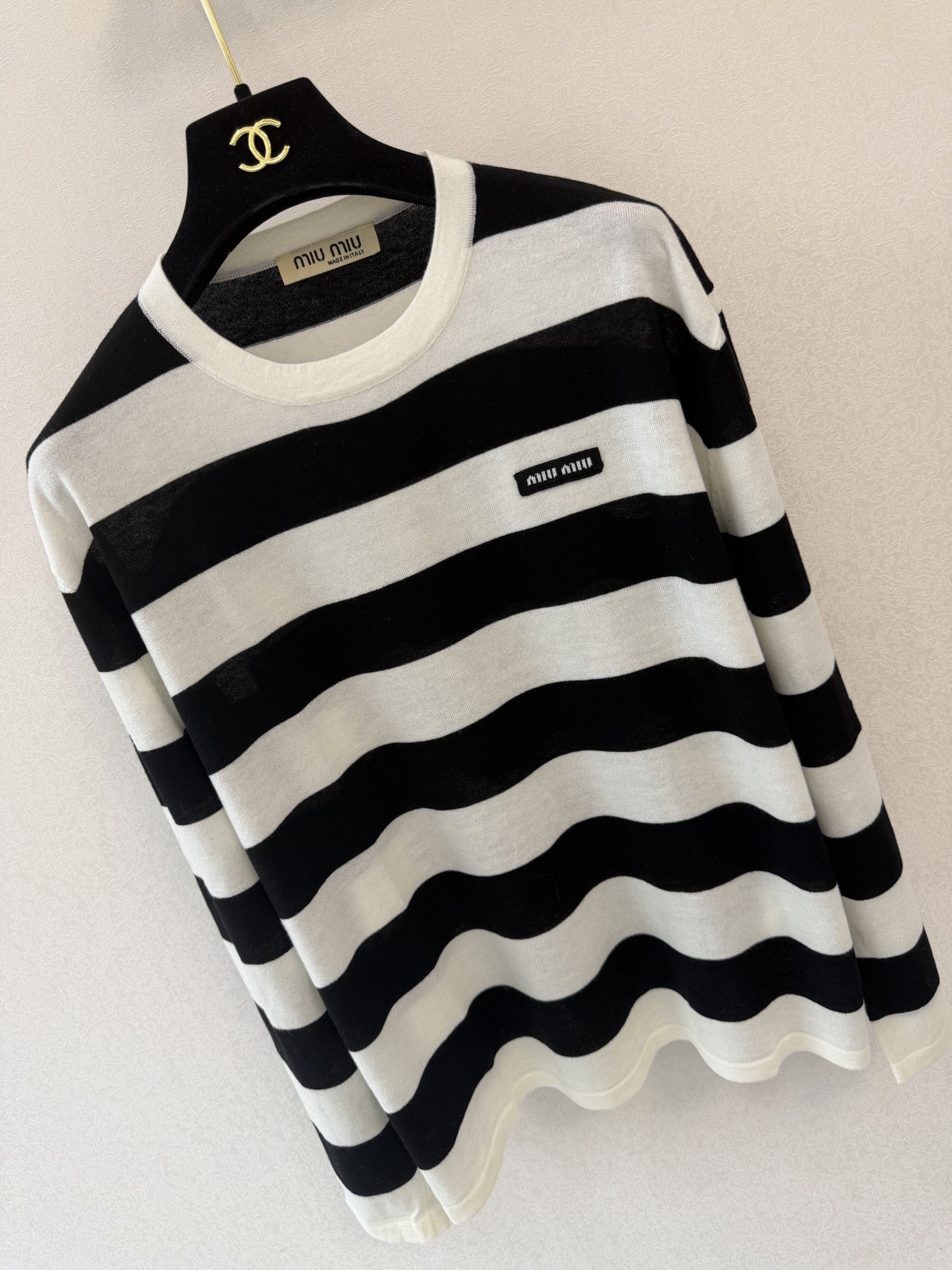 缪缪新品🆕🆕圆领长袖💗💗实拍图🆕🆕