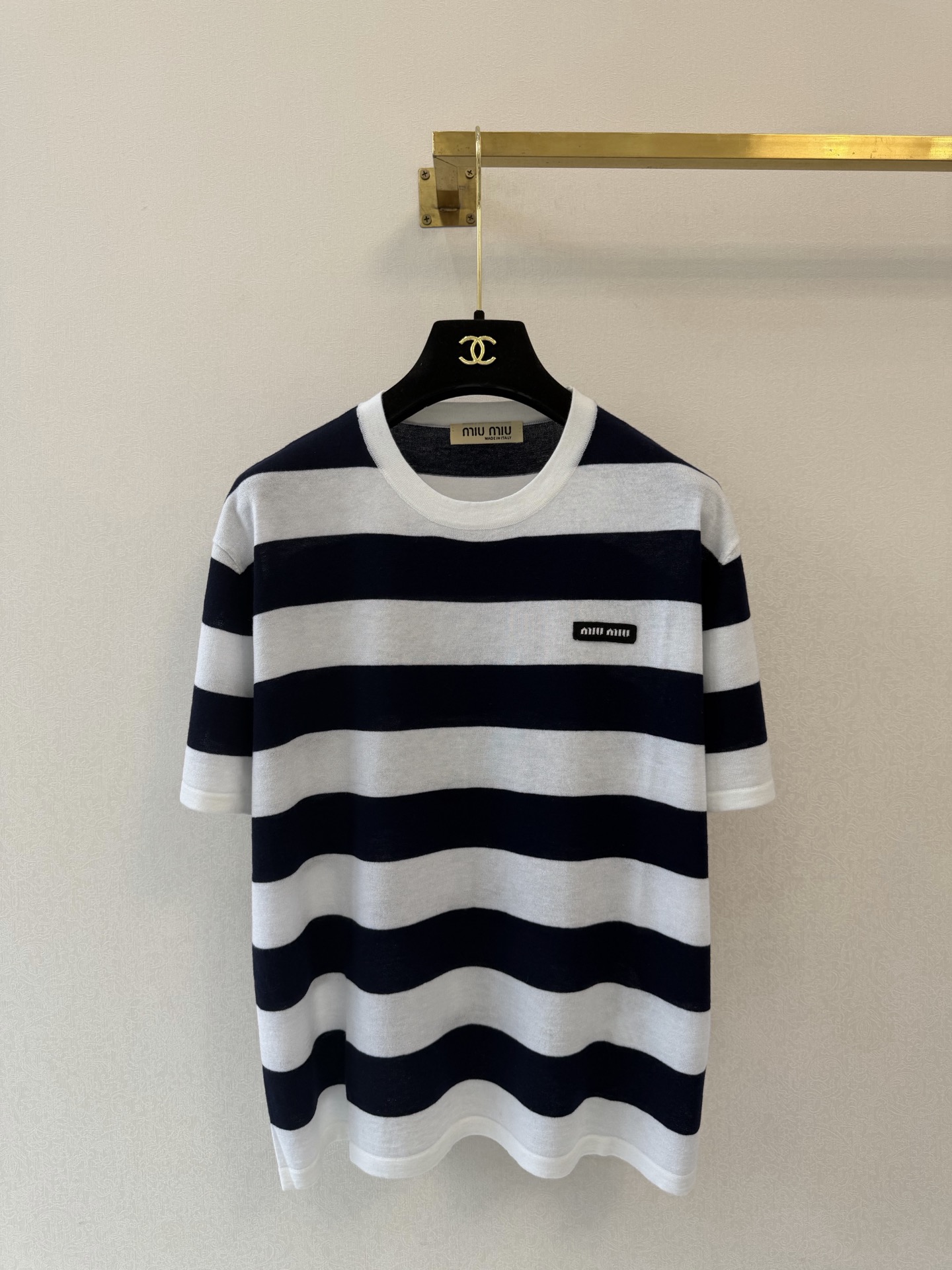 缪缪新品🆕🆕圆领短袖💗💗实拍图🆕🆕