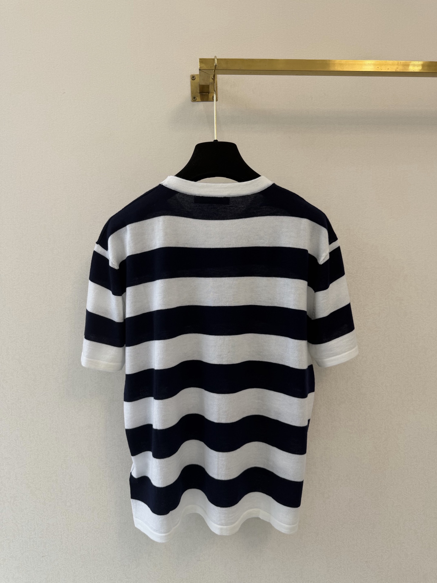 缪缪新品🆕🆕圆领短袖💗💗实拍图🆕🆕
