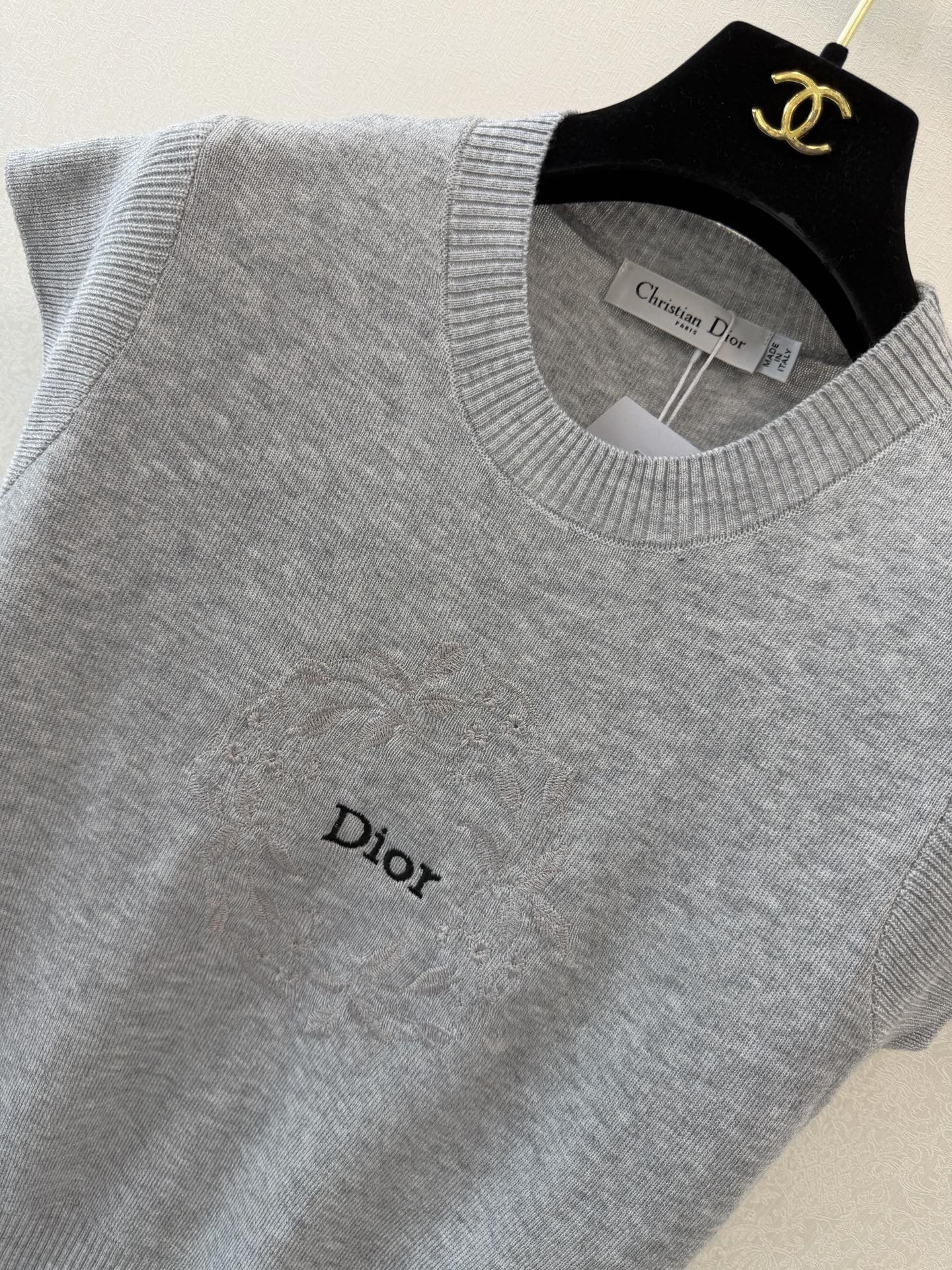 迪奥新品🆕🆕圆领短袖💗💗实拍图🆕🆕三色3码