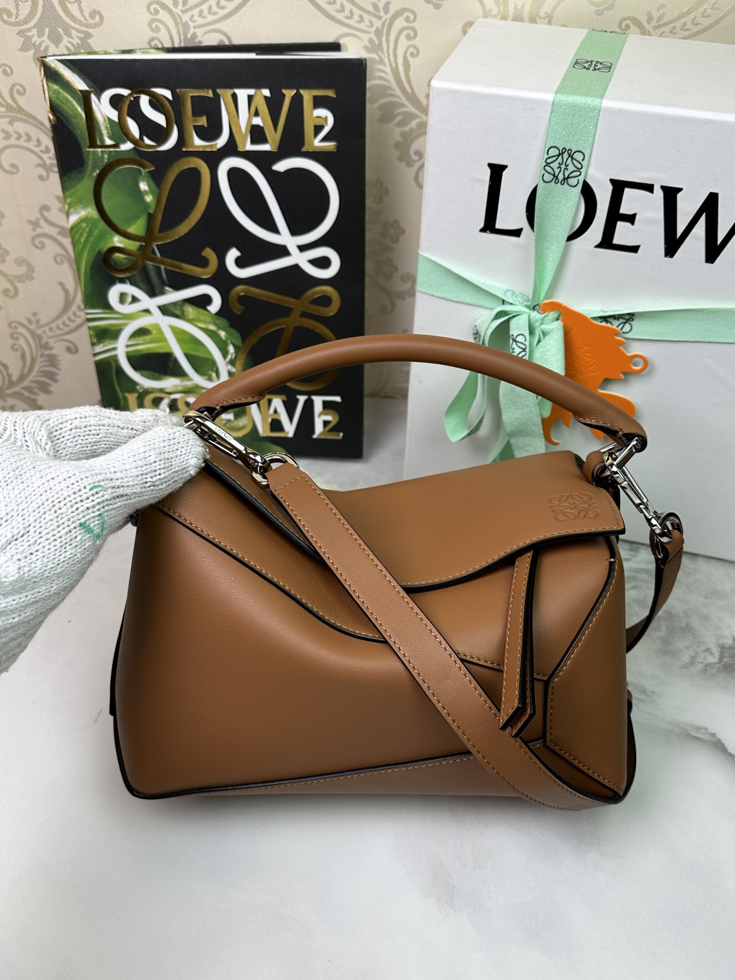 LOEWE новы малы Puzzle Edge 𝟐𝟒-вышэйшая якасць