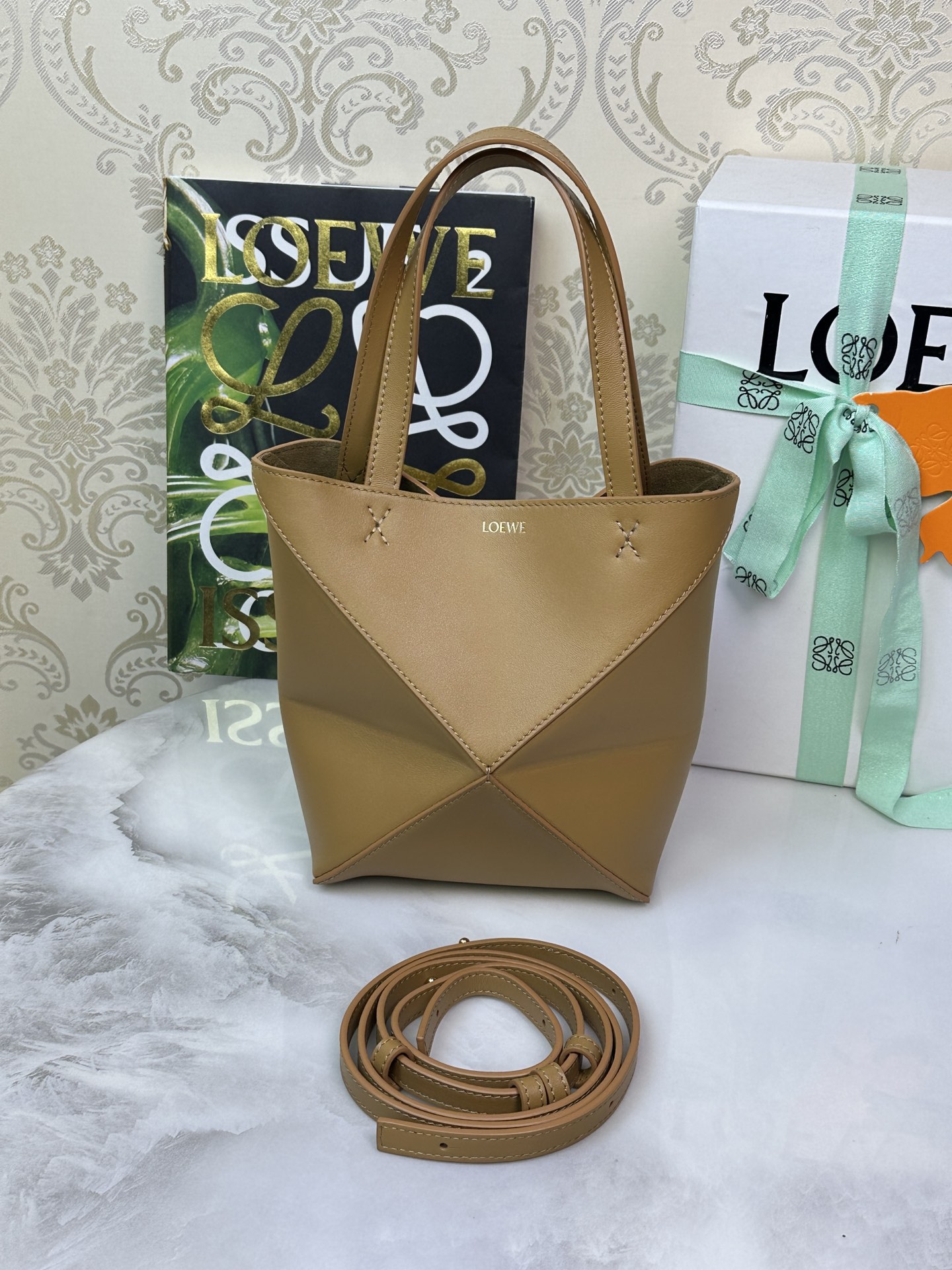 LOEWE 迷你Puzzle Fold折叠手袋 𝟏𝟔.𝟓-顶级品质