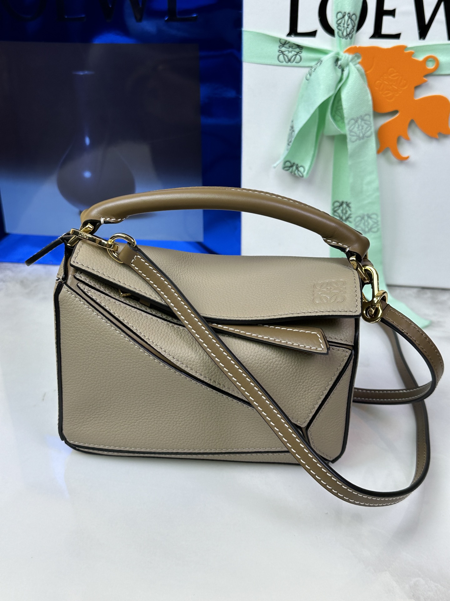 LOEWE Classique Mini Puzzle 𝟏𝟖 - Qualité supérieure