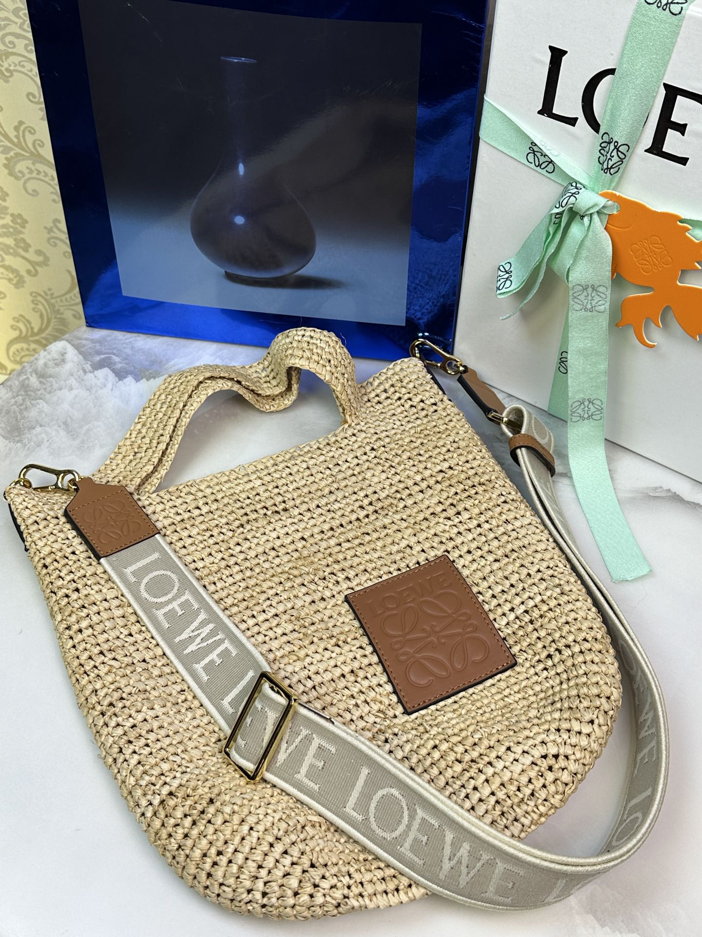 LOEWE Paula Ibiza сумка з пляценнем з рафіі — вышэйшая якасць
