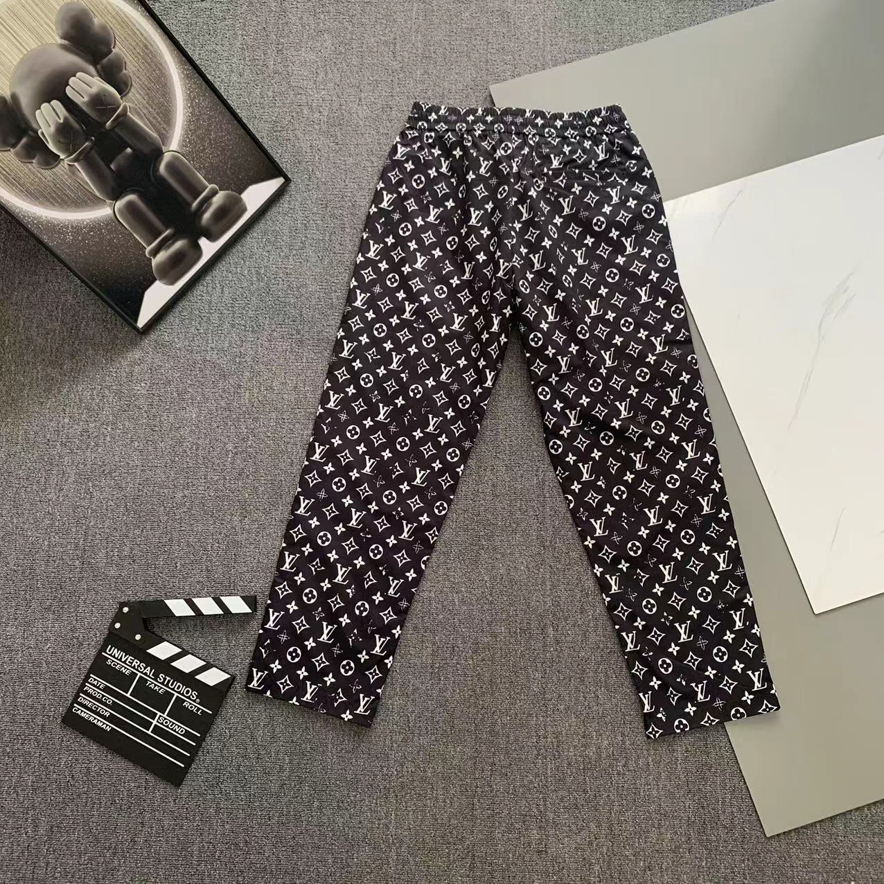  LV 驴家 2025 春夏新款 时尚休闲裤 上身舒适透气  颜色  黑色  码数M-3XL