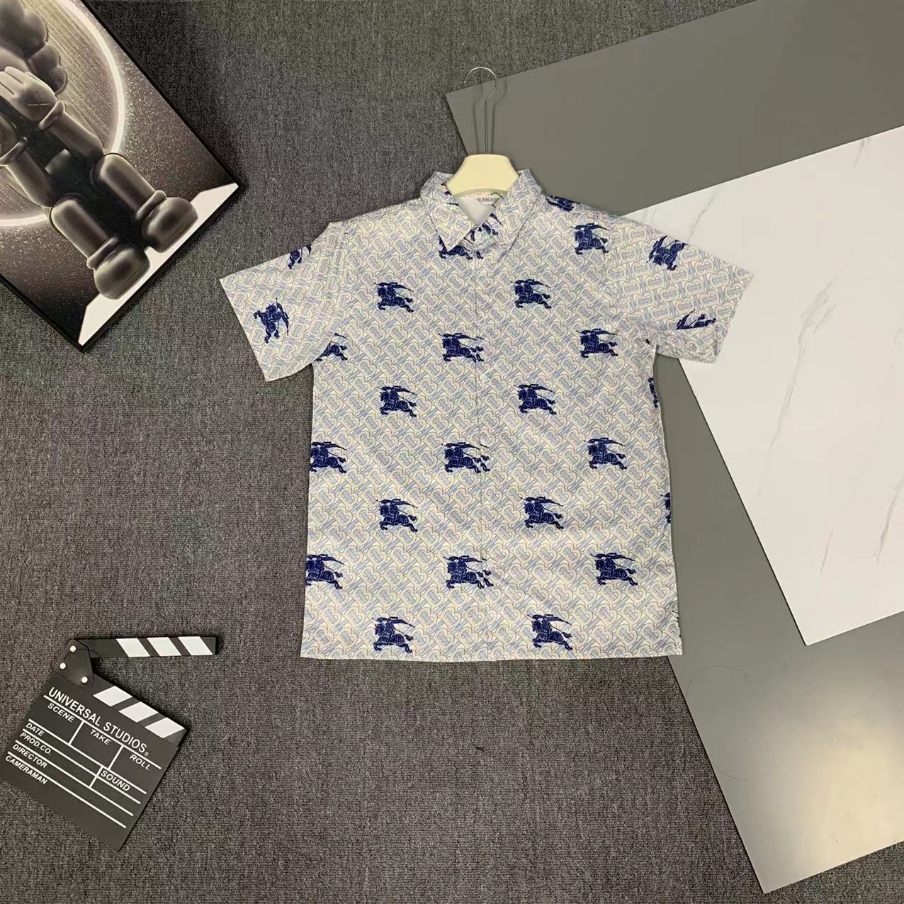  2025 夏季新款BBU  巴宝莉 印花翻领短袖衬衣套装，高端版本！定制面料 透气舒适度高 细节无可挑