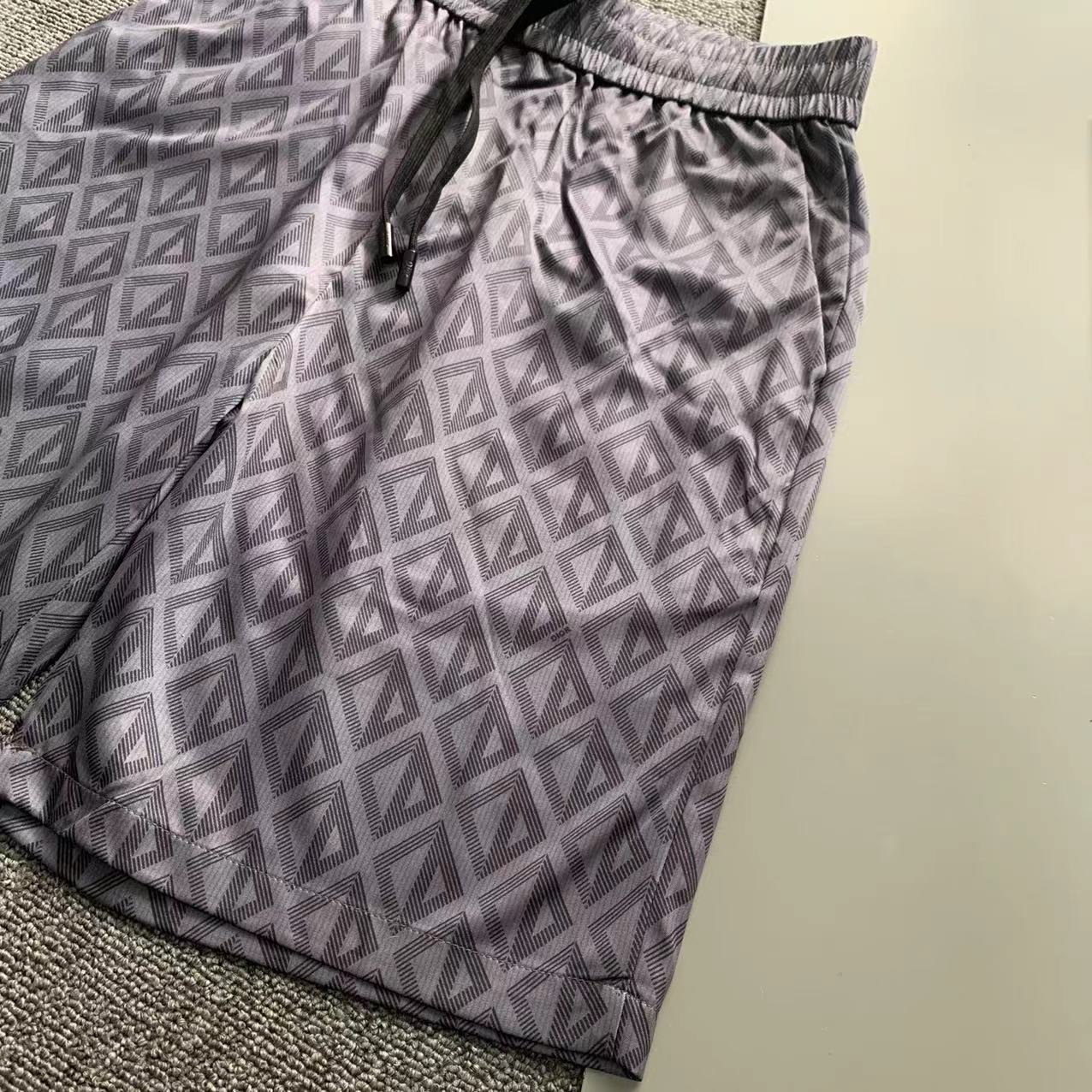  2025 夏季新款Dior  迪奥 印花翻领短袖衬衣套装，高端版本！定制面料 透气舒适度高 细节无可挑