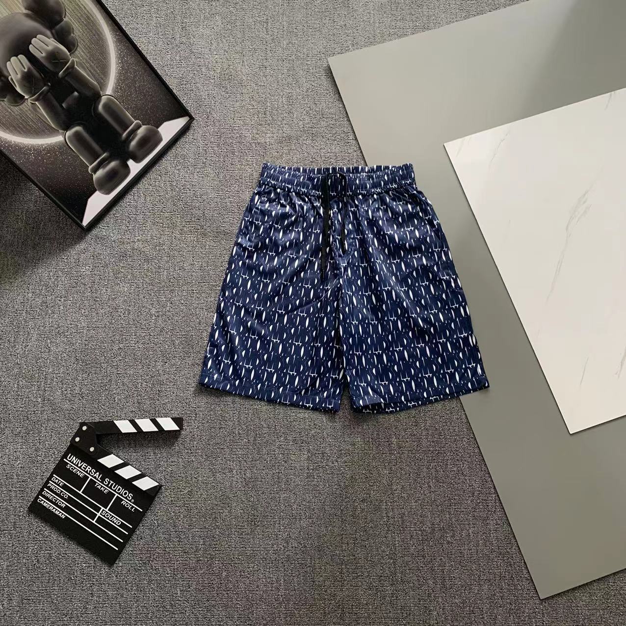  2025 夏季新款Dior  迪奥 印花翻领短袖衬衣套装，高端版本！定制面料 透气舒适度高 细节无可挑