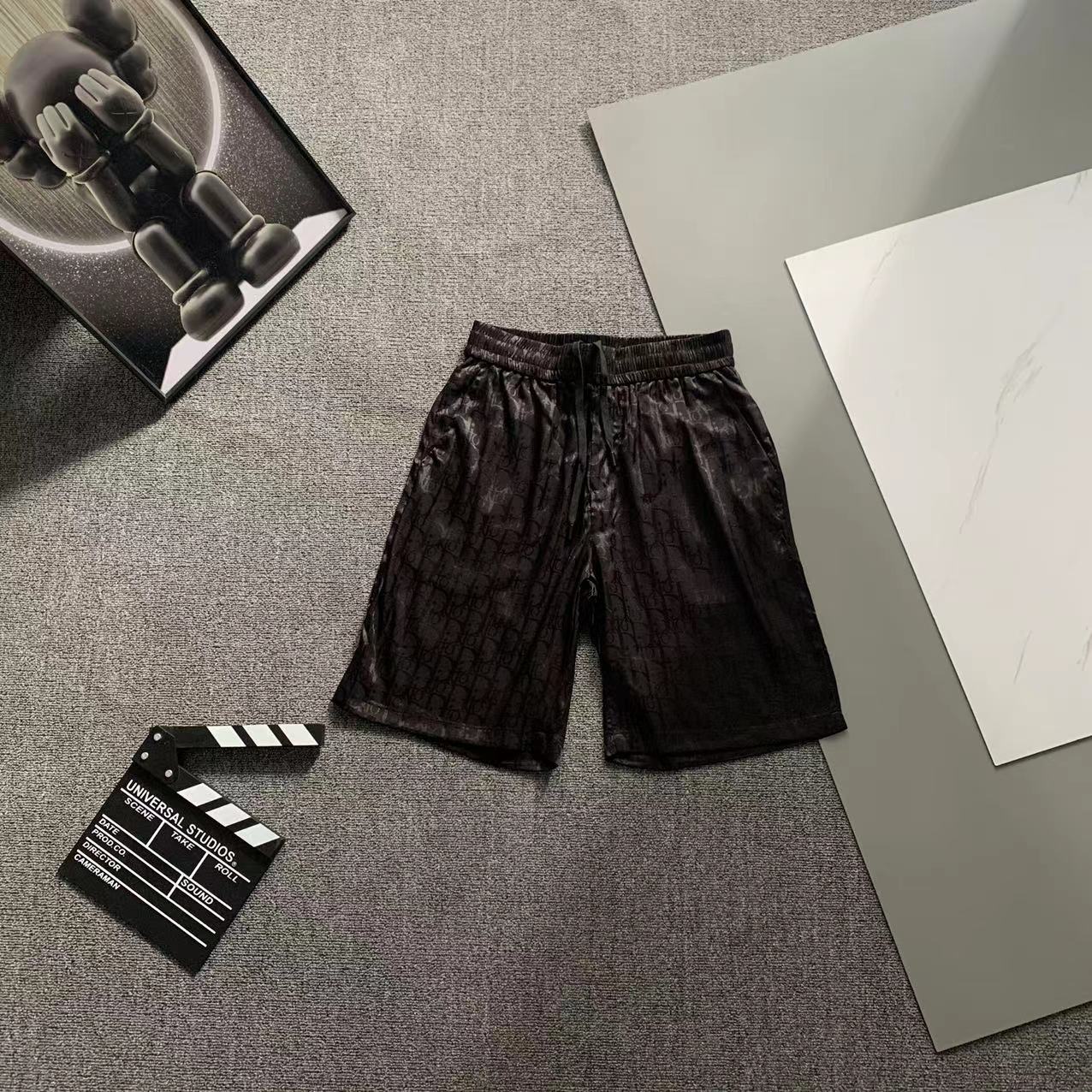  2025 夏季新款Dior  迪奥 印花翻领短袖衬衣套装，高端版本！定制面料 透气舒适度高 细节无可挑