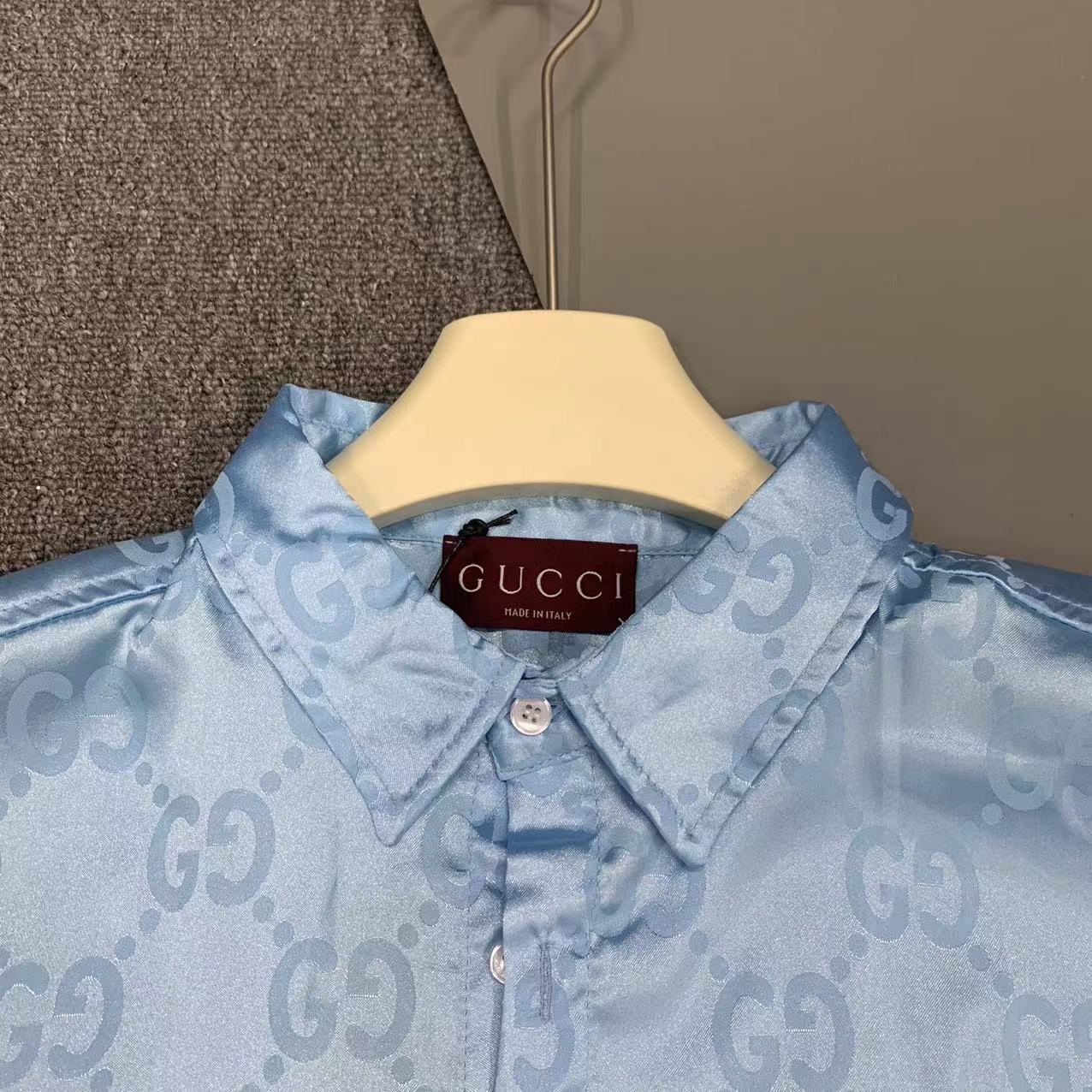  2025 夏季新款Gucci  古奇 印花翻领短袖衬衣套装，高端版本！定制面料 透气舒适度高 细节无可