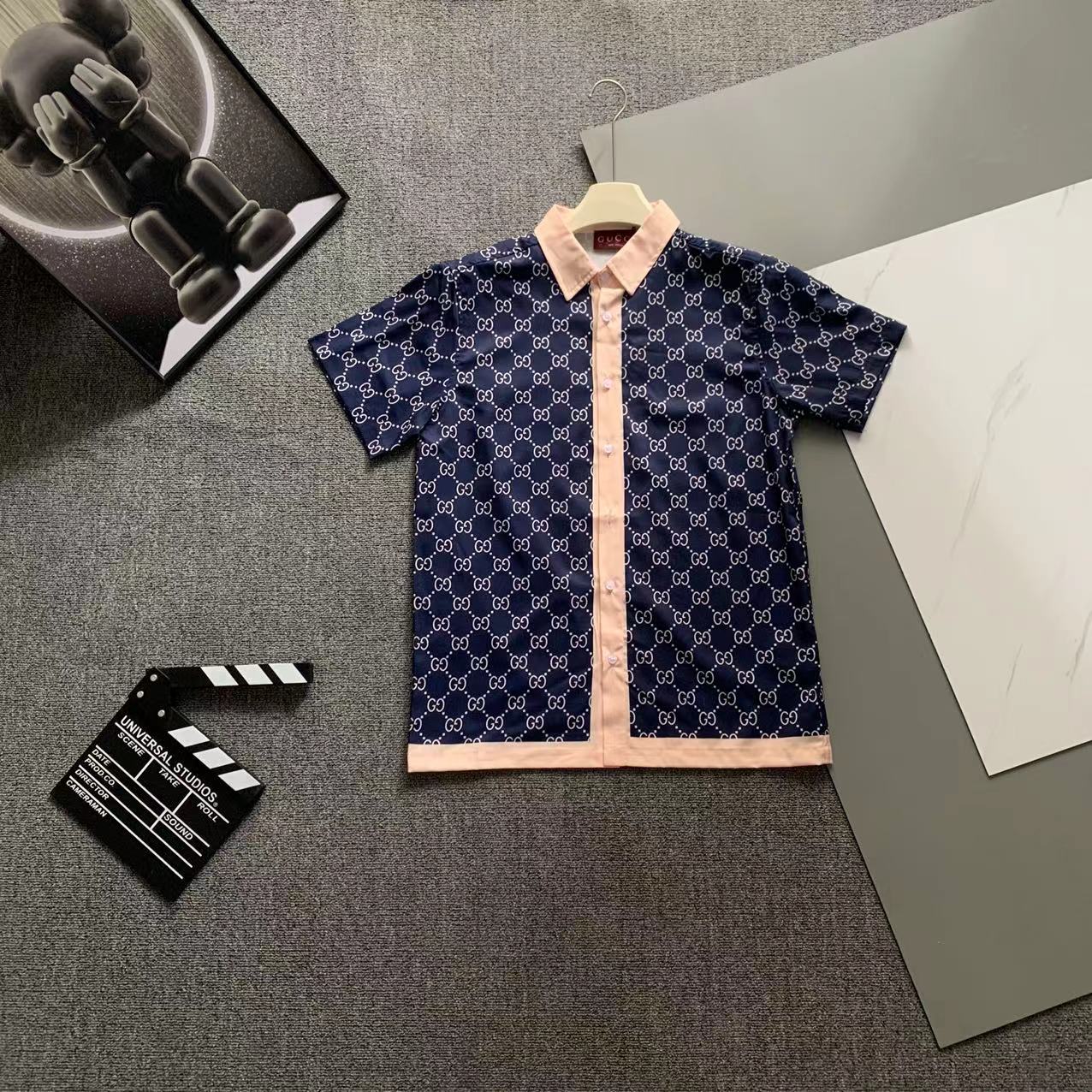  2025 夏季新款Gucci  古奇 印花翻领短袖衬衣套装，高端版本！定制面料 透气舒适度高 细节无可