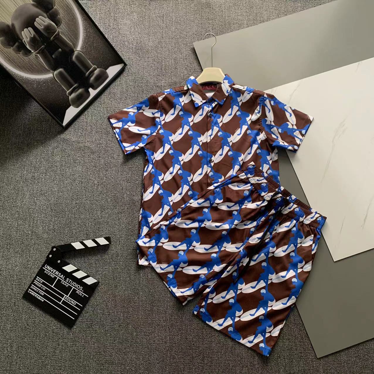  2025 夏季新款Gucci  古奇 印花翻领短袖衬衣套装，高端版本！定制面料 透气舒适度高 细节无可