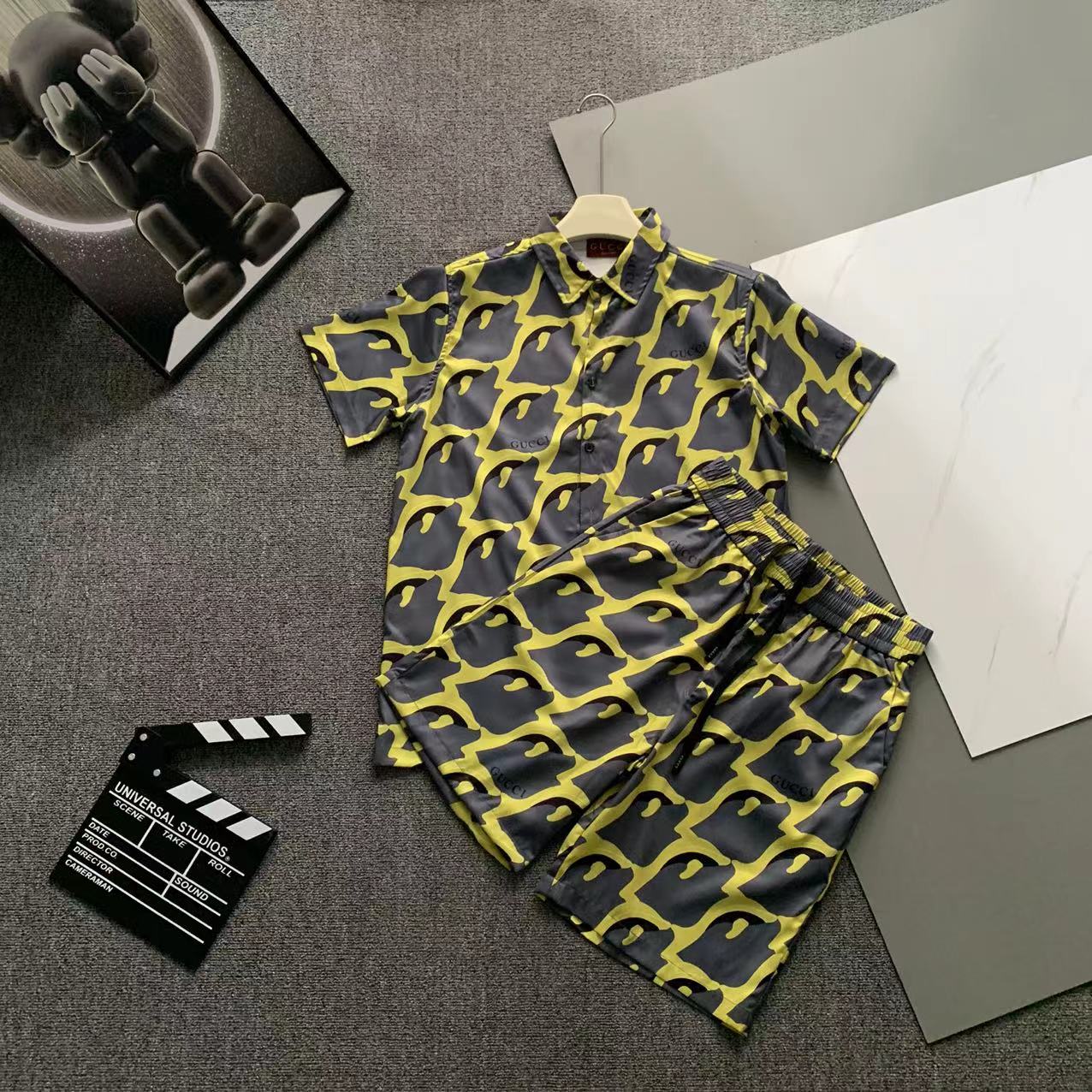  2025 夏季新款Gucci  古奇 印花翻领短袖衬衣套装，高端版本！定制面料 透气舒适度高 细节无可