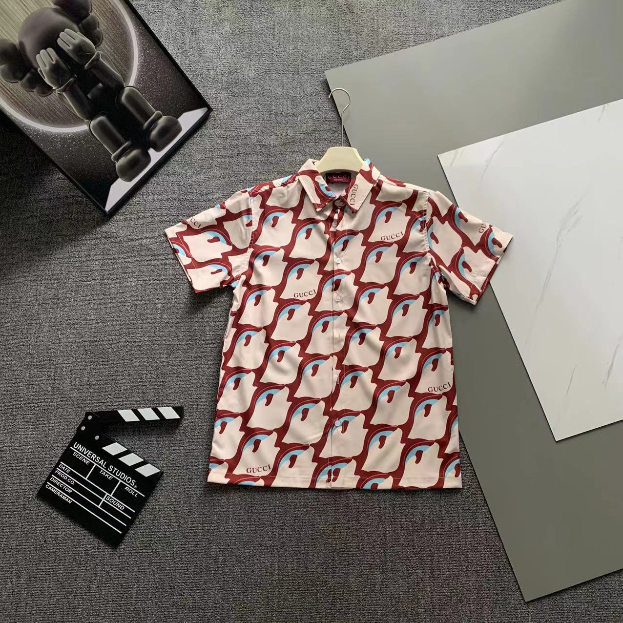  2025 夏季新款Gucci  古奇 印花翻领短袖衬衣套装，高端版本！定制面料 透气舒适度高 细节无可