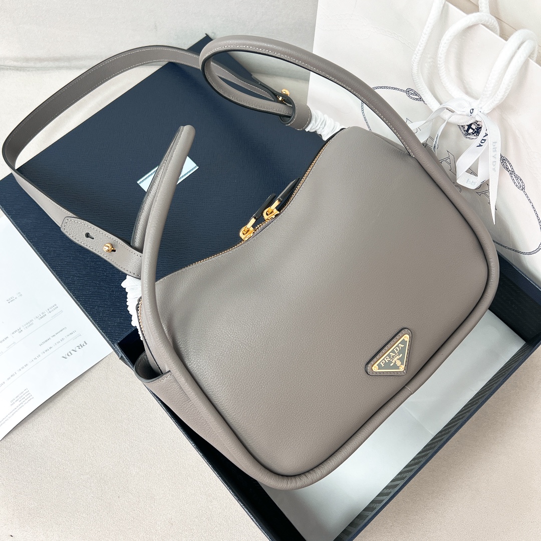 Brand Designer Replica
 Hermes Lindy Handbags Crossbody & Shoulder Bags At Cheap Price
 Calfskin Cowhide Casual