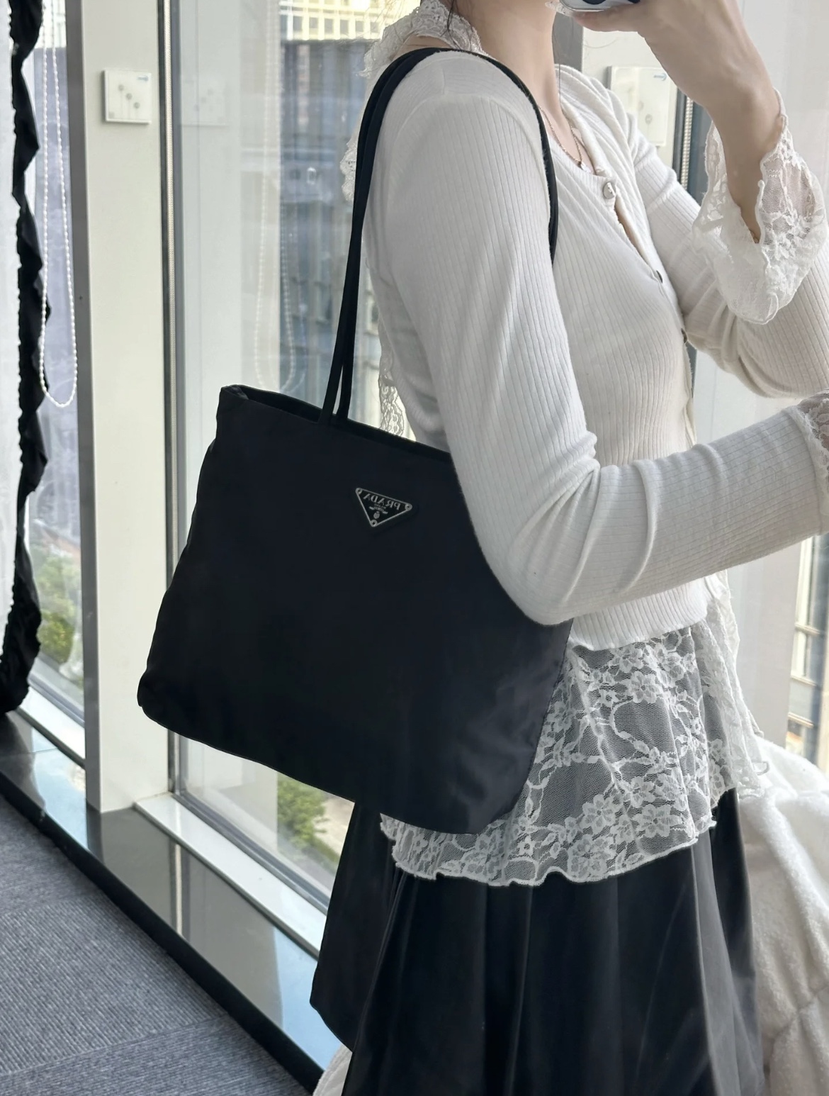 Prada Product _dCBqf7BAU43AHS_UcEJlwke-KaKWcnBzaXGveKA