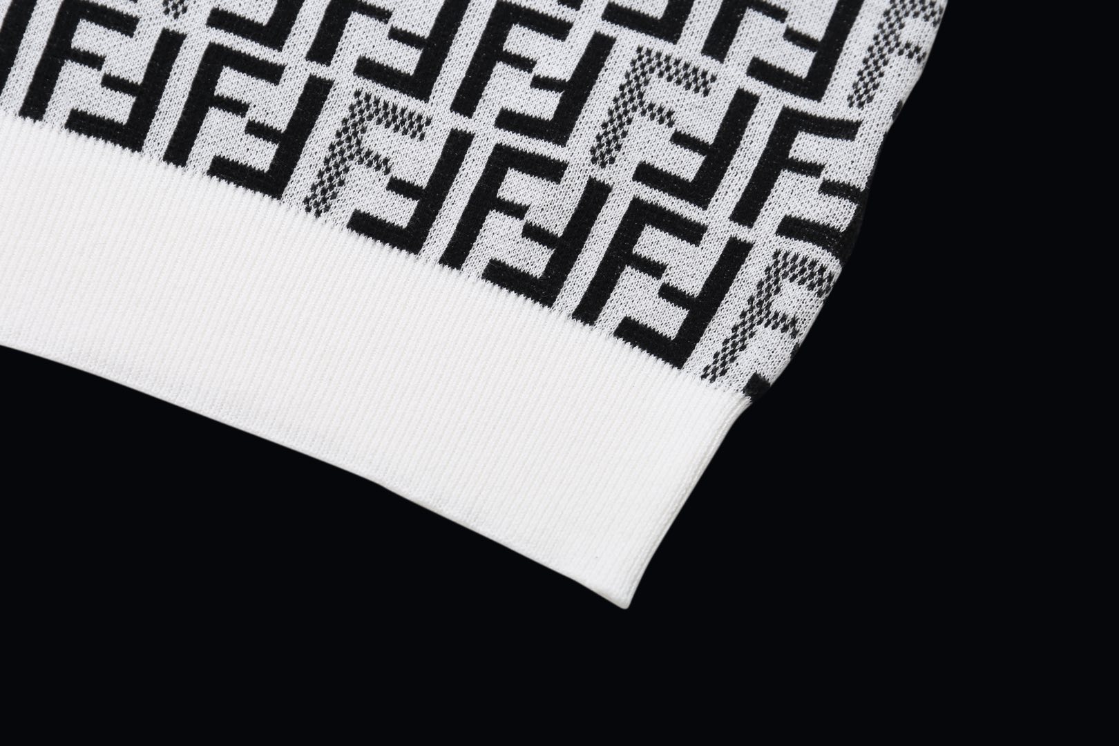 Fendi Jacquard Knit Short Sleeve Sweater, Unisex, XS-L 8 i1736099653224 5852 0 6