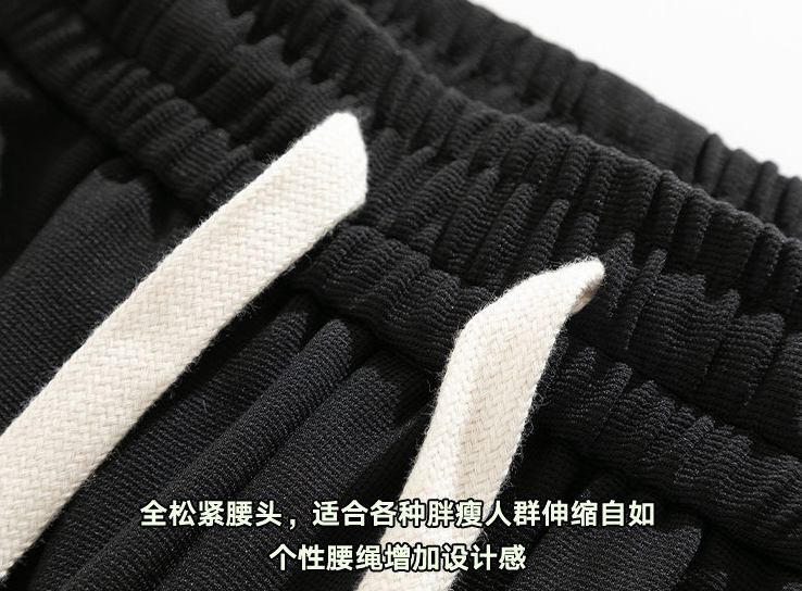 马大大上新💰135
阿迪达斯adidas2025新款高品质加绒季休闲裤设计感运动裤
经典而又百搭，面料舒适而又有型，男女同款，直筒裤长裤裤卫裤万年经典的四季百搭裤，这款水洗拼接高调潮流，拉长身材比例，显腿长！随意搭配高帮低帮运动鞋都超帅，上身效果超赞！追求品质的潮男潮女必入，千万不要错过，超有质感，潮感爆表必须安排上～走线整齐！版型超正！🌸男女同款~
颜色：黑色 藏青色
尺码:M-4XL详情看图9


























