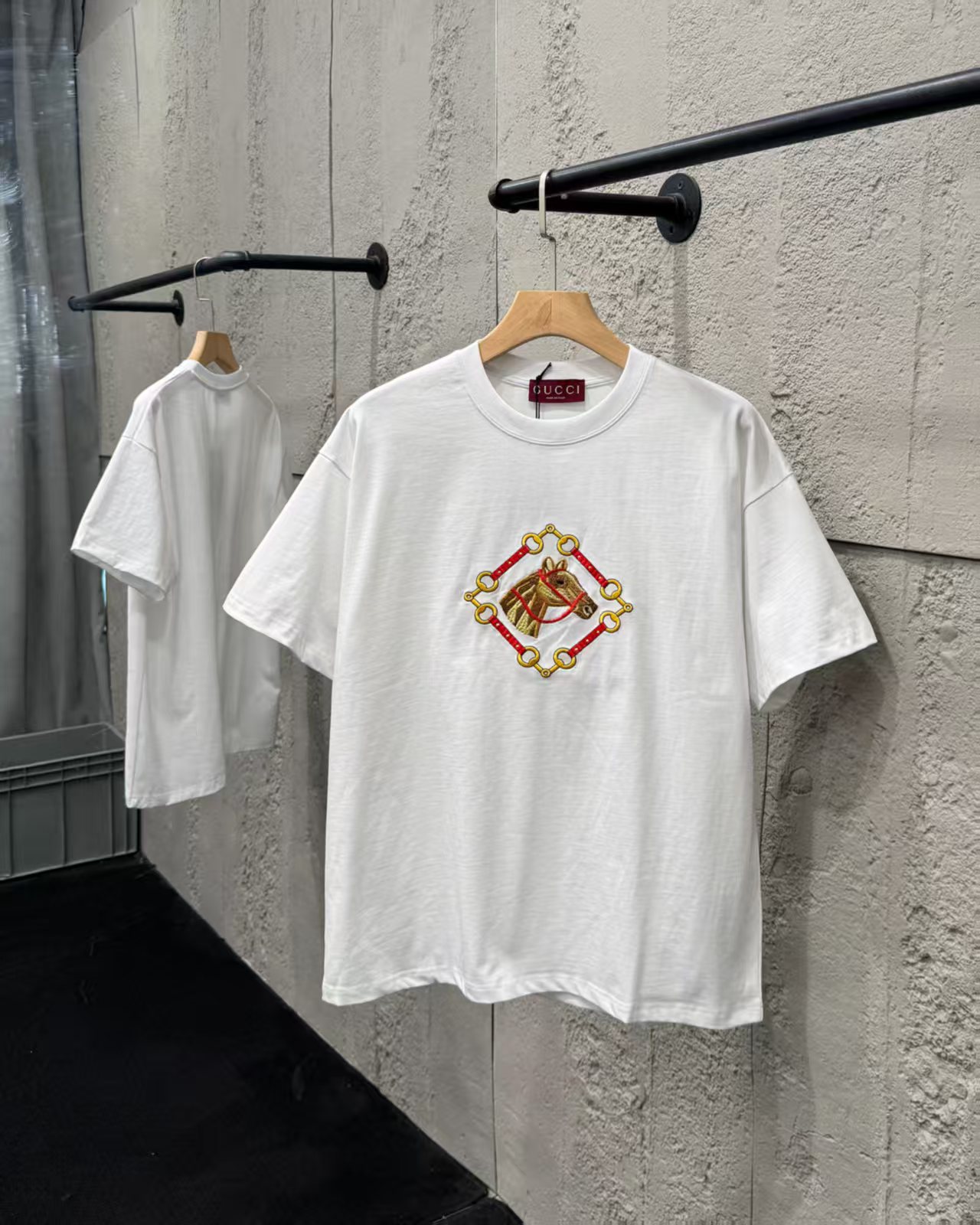 Alternative view of Gucci T-Shirt 04007