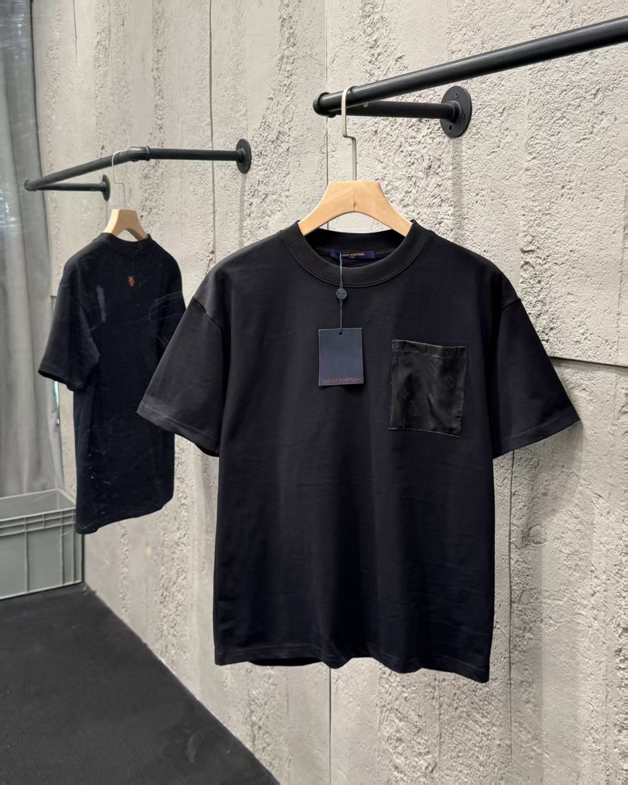 Louis Vuitton T-Shirt 04008