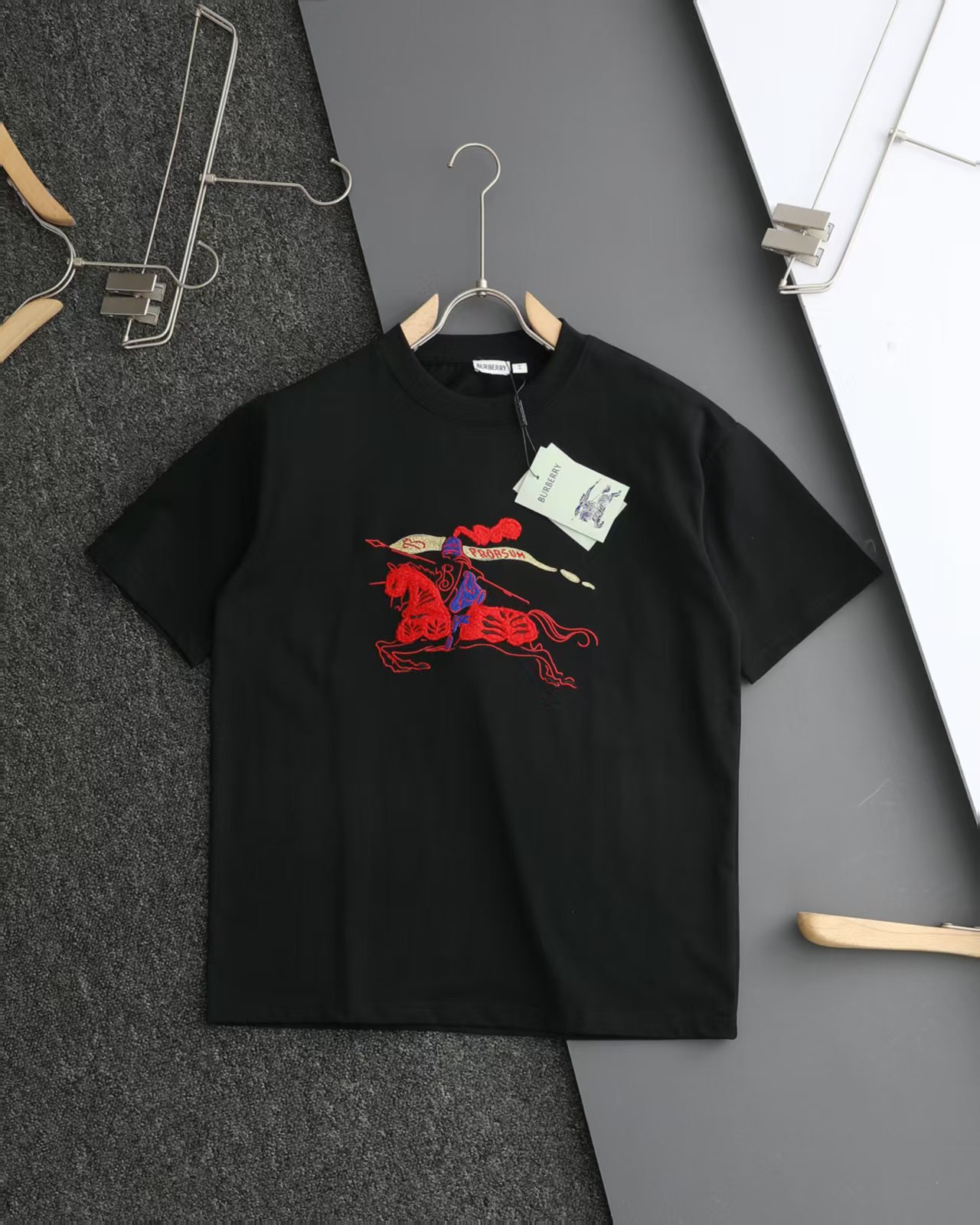Alternative view of Burberry T-Shirt 04011