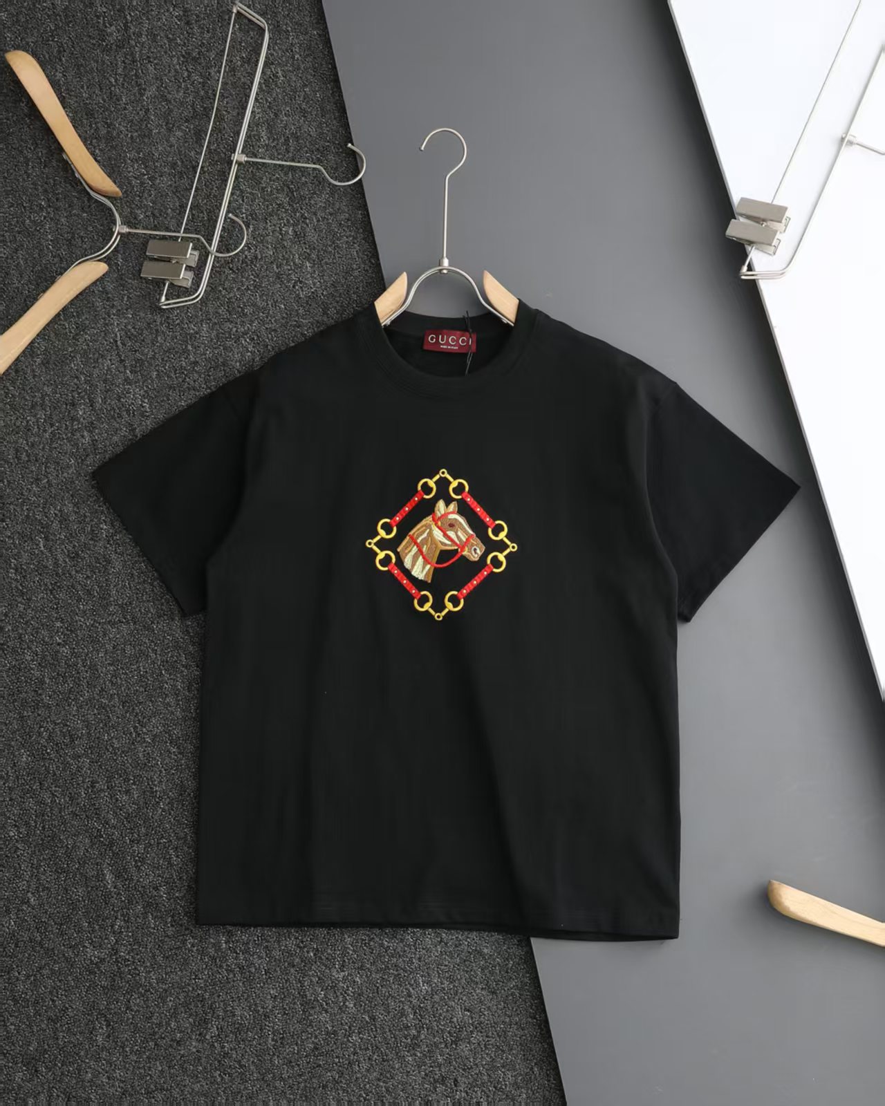 Alternative view of Gucci T-Shirt 04006
