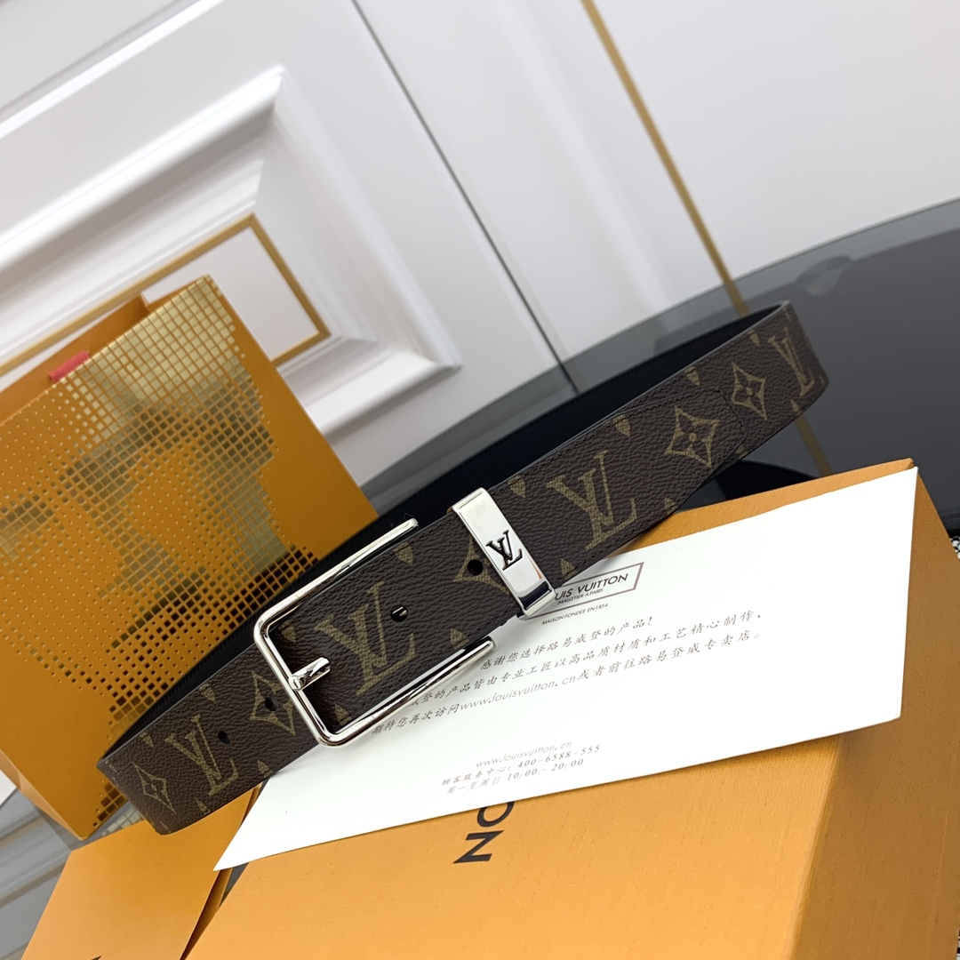 NO:763759,Damier canvas belt, calfskin lining - Bright palladium-plated brass buckle - Louis Vuitton Paris English inscription engraved on the metal belt loop - Louis Vuitton logo engraved on the edge of the buckle The information on the website may have technical inaccuracies, color differences, size errors or detail errors caused by product improvement, production batches and other factors. The product images displayed on the website may be inconsistent with the actual appearance. If you have any related questions, please call the customer service center. Width 3.5cm, belt, louis vuitton, cowhide19860909Damier帆布腰带,小牛皮内衬 - 明亮镀钯黄铜搭扣 - 金属皮带圈上刻有路易威登巴黎英文字样 - 搭扣边缘雕刻路易威登标志 网站中的信息可能存在技术失准、色差、尺码误差或因产品改良,生产批次等因素造成的细节误差,网站展示的产品图片可能与实际外观不一致.如有相关问题,请致电顾客服务中心.宽度3.5cm,皮带,louis vuitton,cowhide,Belt