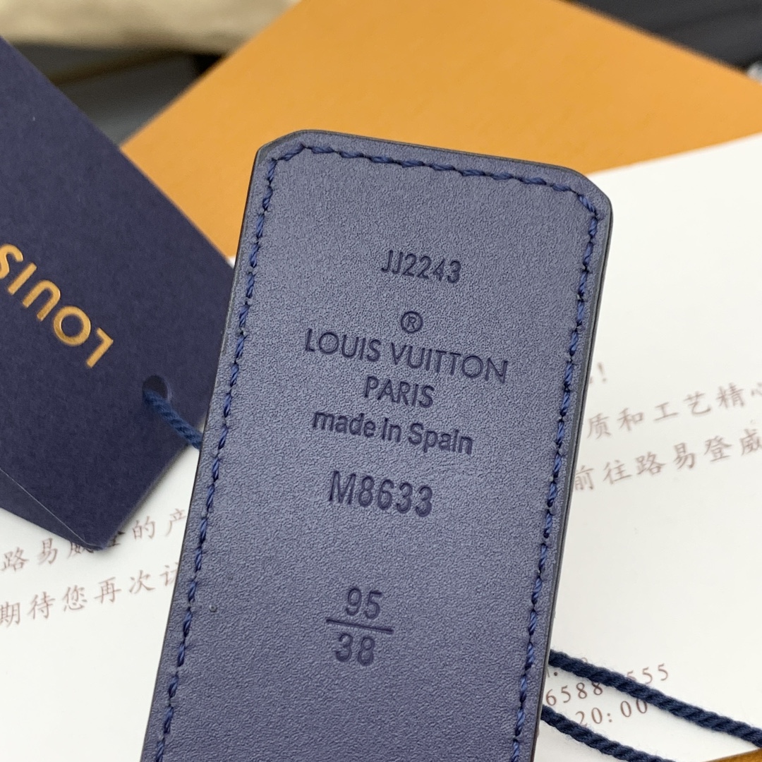  上新～🤩驴家法国🇫🇷原厂皮料 压花 搭配意大利🇮🇹进口原厂小牛皮底 尺寸4.0cm 精品五金进口炉内五