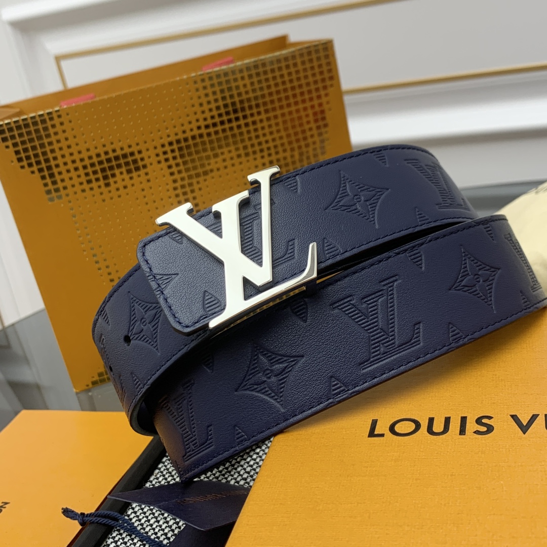  上新～🤩驴家法国🇫🇷原厂皮料 压花 搭配意大利🇮🇹进口原厂小牛皮底 尺寸4.0cm 精品五金进口炉内五