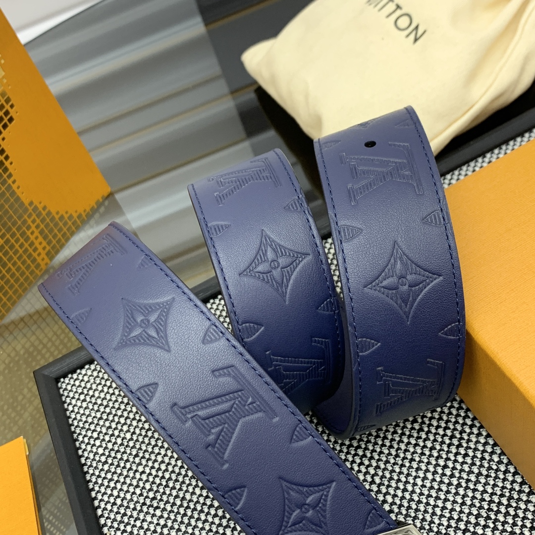  上新～🤩驴家法国🇫🇷原厂皮料 压花 搭配意大利🇮🇹进口原厂小牛皮底 尺寸4.0cm 精品五金进口炉内五