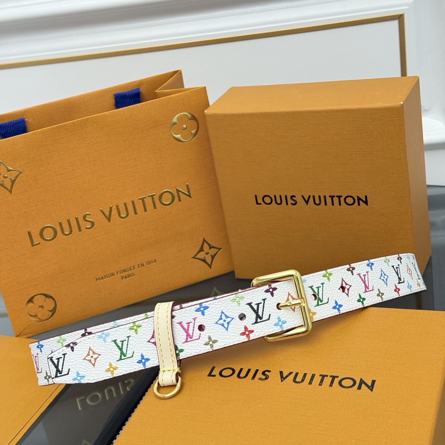 Louis Vuitton LV新款 村上隆三彩 Monogram图案焕新演绎 多彩配色碰撞出 火花 金属扣头闪耀夺目