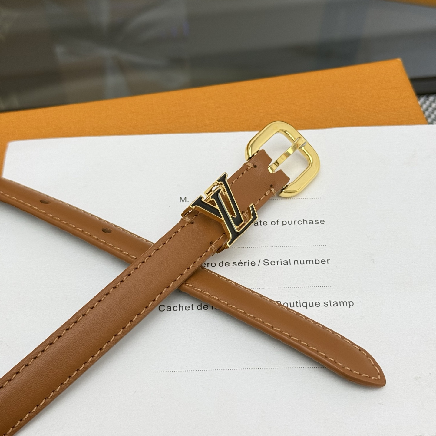 Louis Vuitton 1.5cm V Darling Belt: Smooth Leather & Monogram Canvas 8 i1754238528163 758 0 6