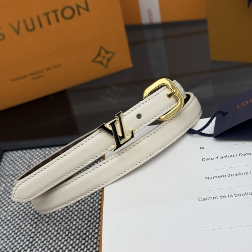 Louis Vuitton 1.5cm V Darling Belt in Smooth Leather & Monogram Canvas 1 Louis Vuitton 1.5cm V Darling Belt in Smooth Leather & Monogram Canvas
