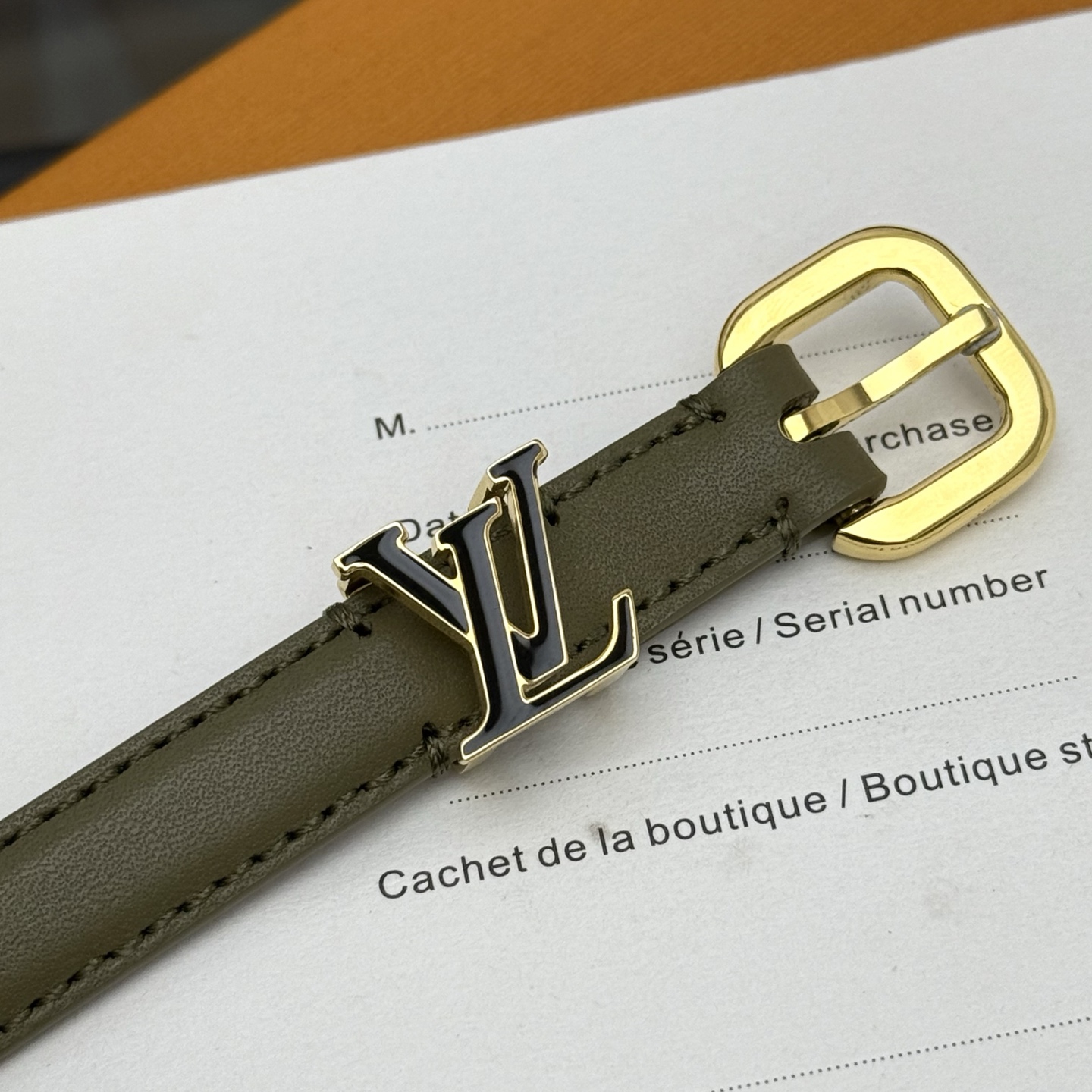 Louis Vuitton V Darling 1.5cm Women's Belt in Smooth Leather & Monogram Canvas 21 i1754238604397 2596 0 4