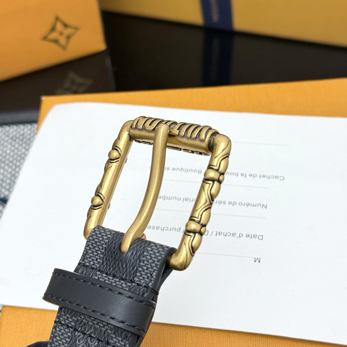 Louis Vuitton 代购级 LV Monogram Surplus 腰带以青春视角重释品牌传承
