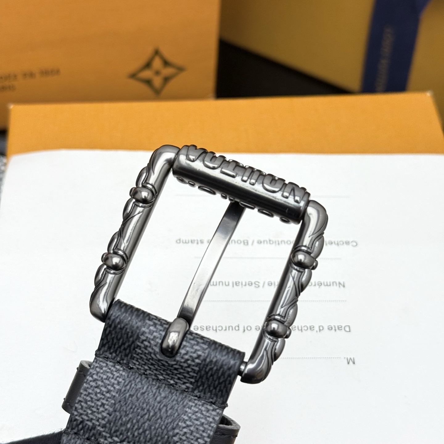 Louis Vuitton 代购级 LV Monogram Surplus 腰带以青春视角重释品牌传承