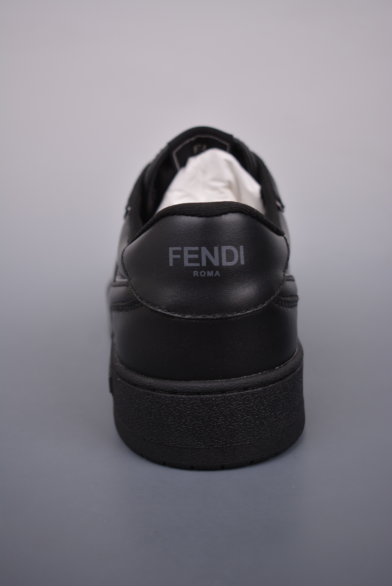 Guangdong original market-selling top version Fendi Fendi couple casual shoes