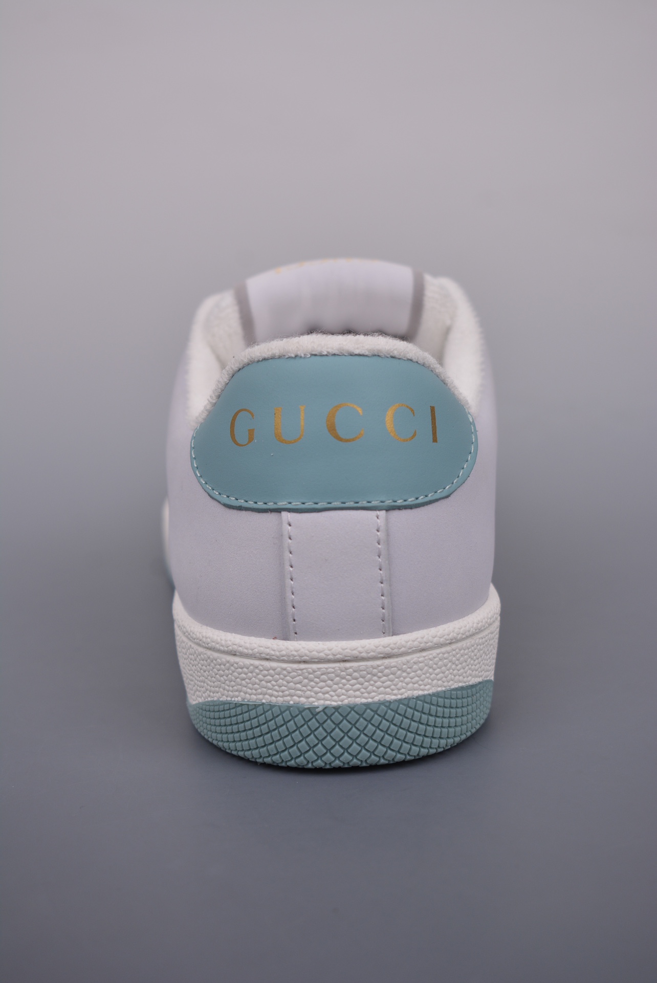 Gucci Distressed Screener sneaker series of dirty shoes classic prototype retro versatile old dad sneakers