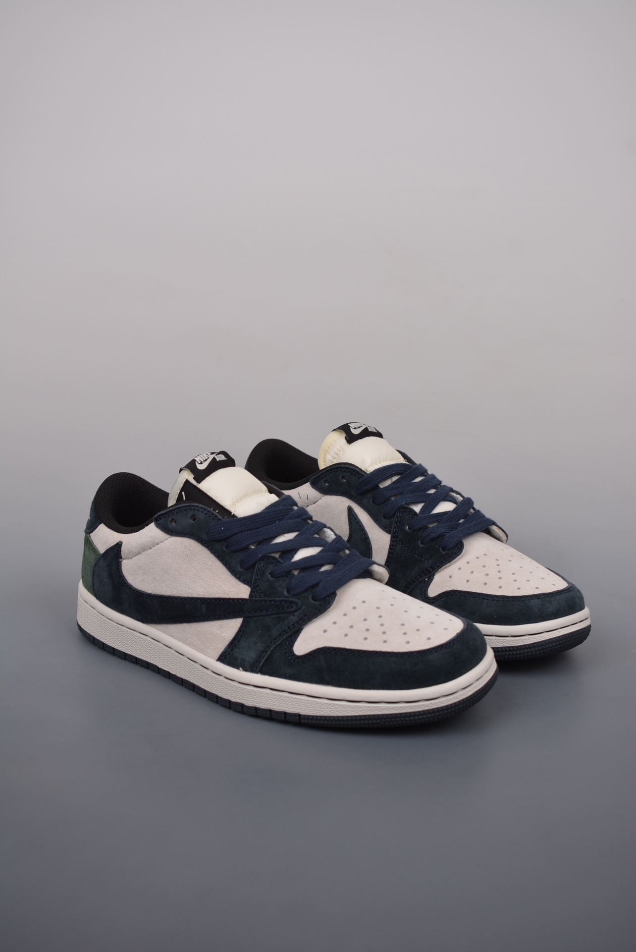 300 Fragment x TS x Air Jordan 1 Low 三方联名倒钩低帮 DM7866-819